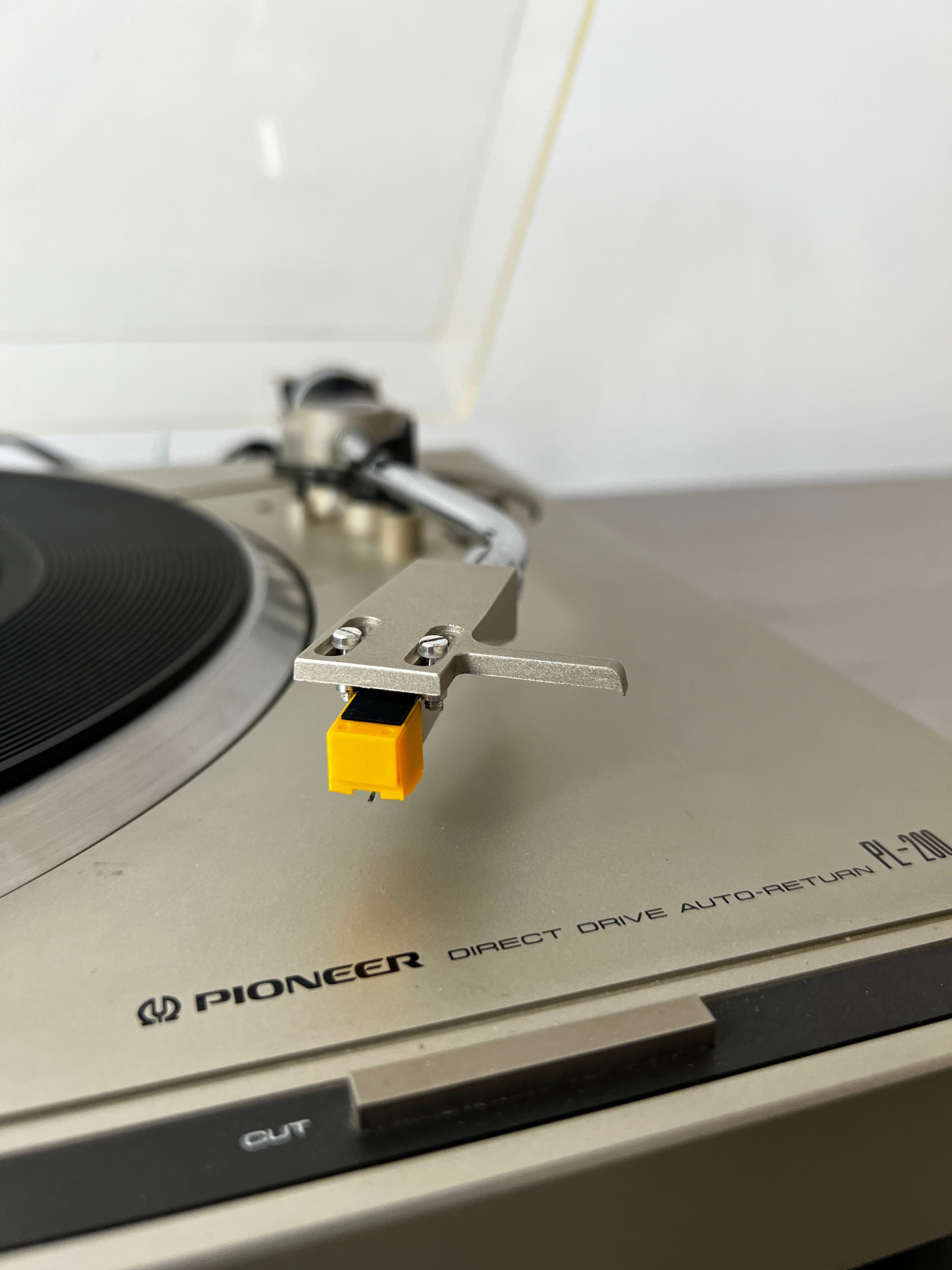 Pioneer PL-200 _Table tournante à entraînement direct