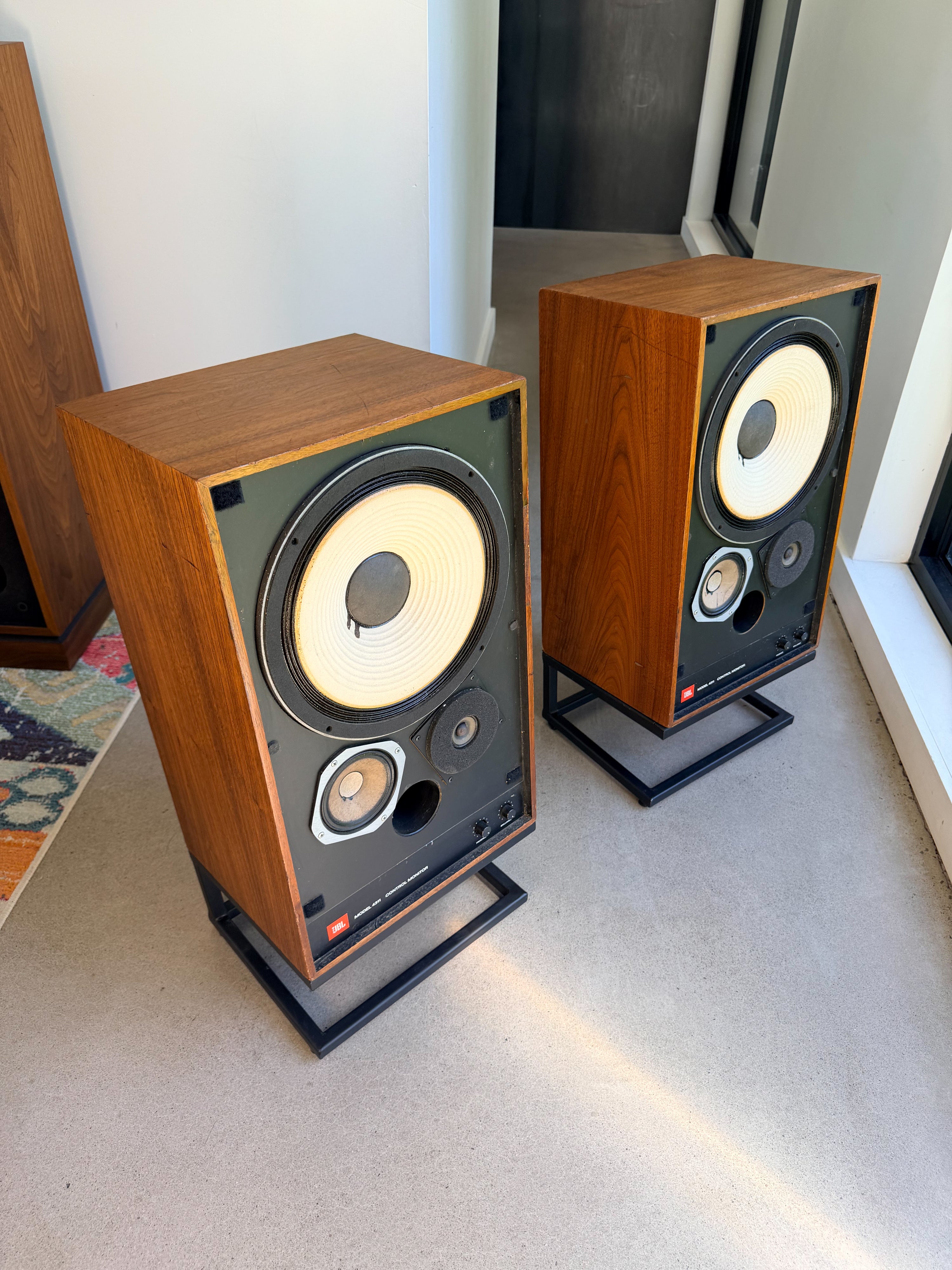 JBL 4311WX-A _Floorstanding speakers