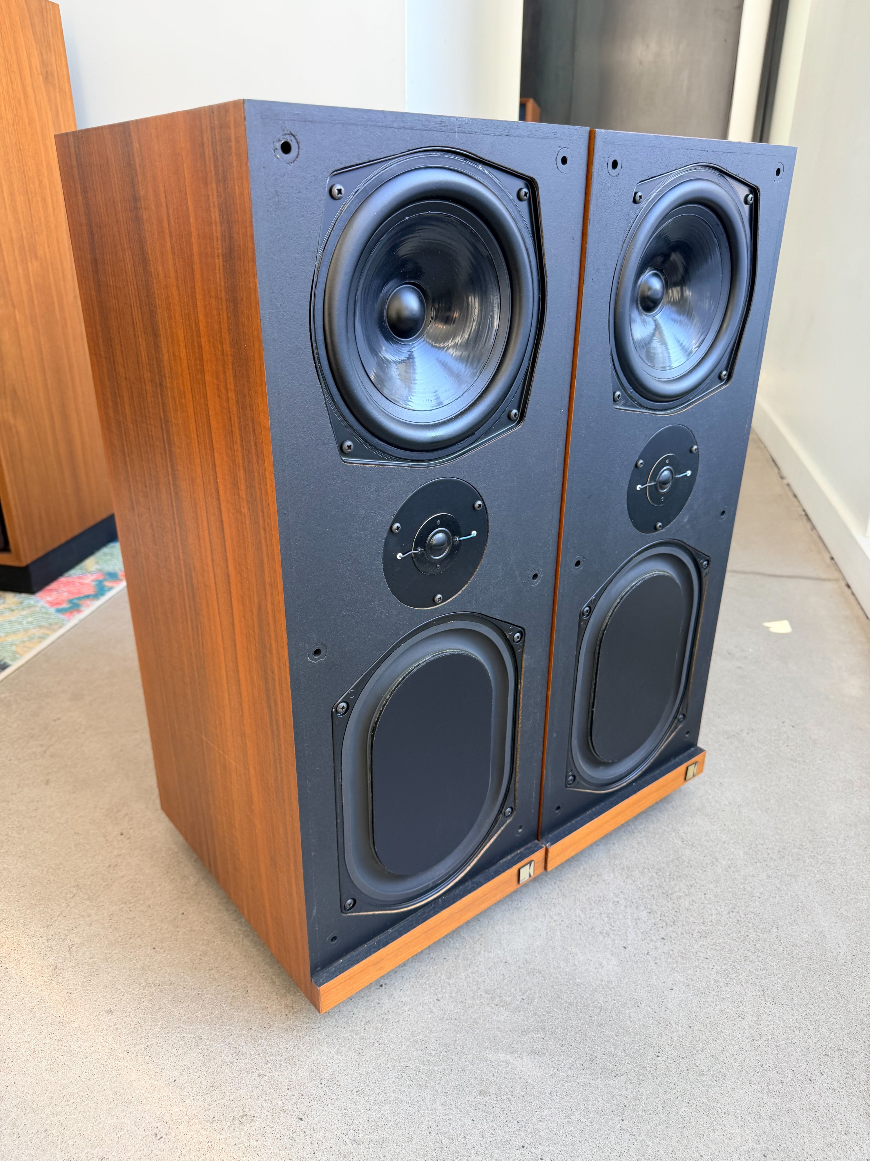 KEF Calinda _Haut-parleurs de plancher