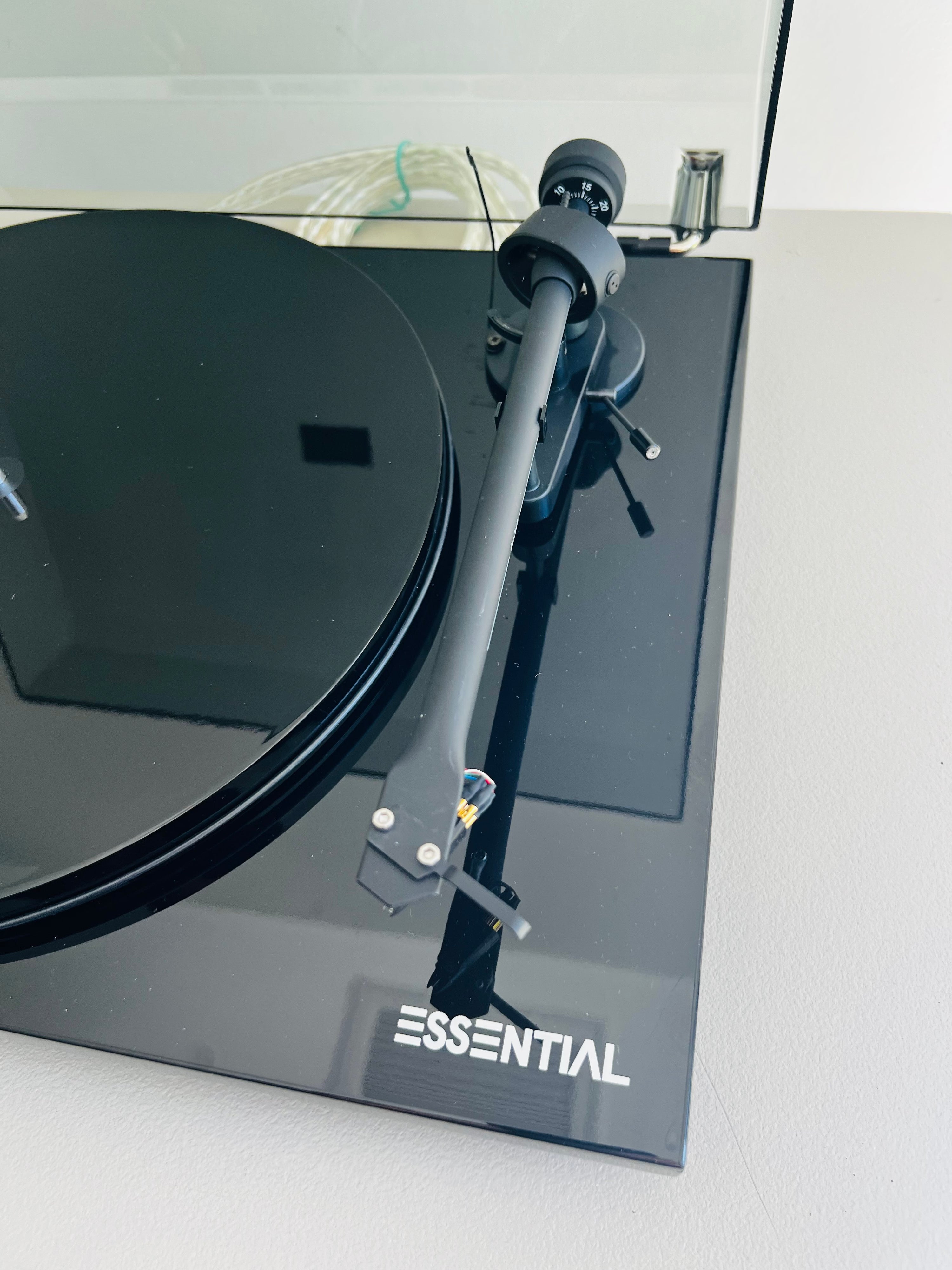 Pro-Ject Essentiel III _Table tournante à courroie