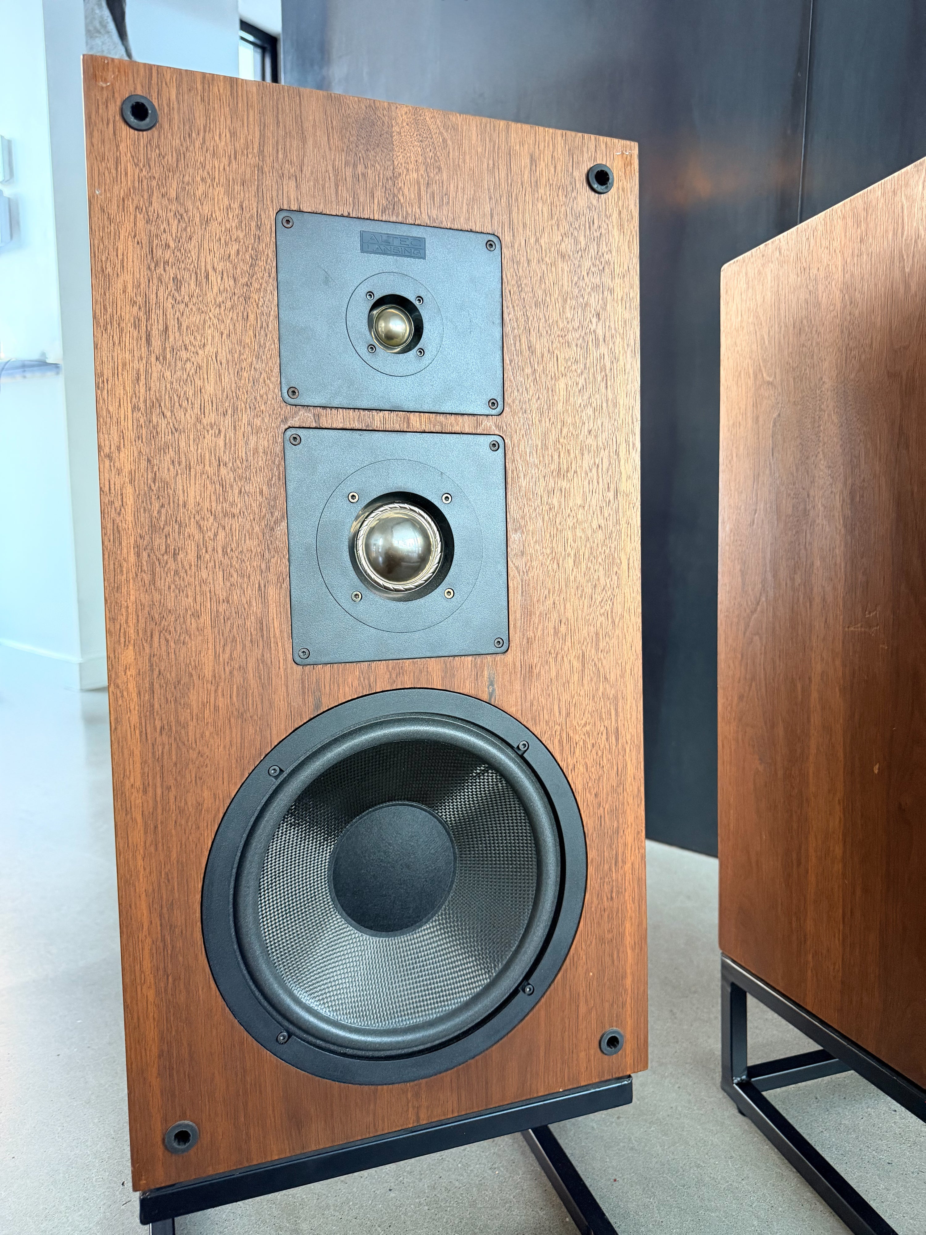 Altec 305 _Haut-Parleurs de plancher