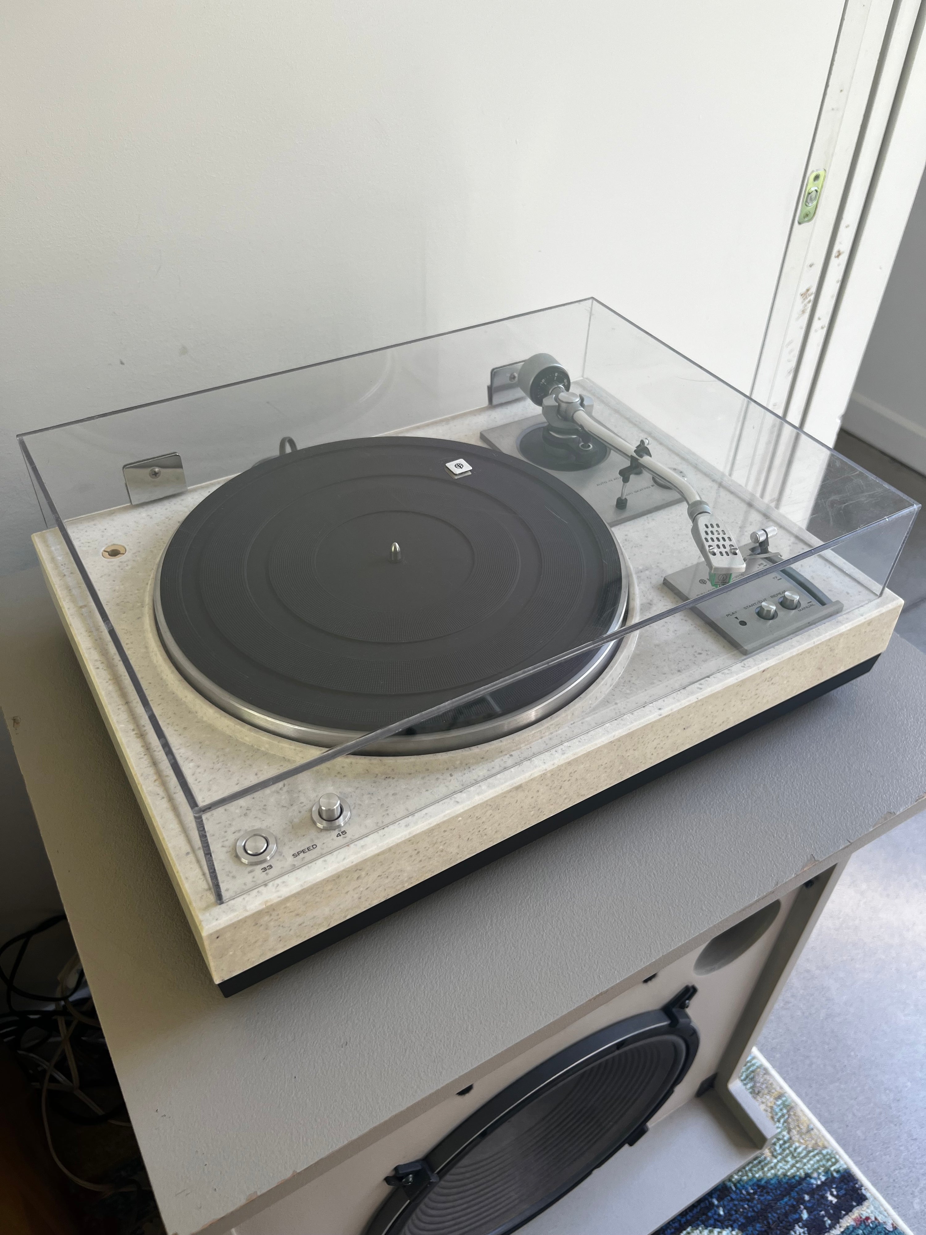 Kenwood KD-3055 _Table tournante à courroie