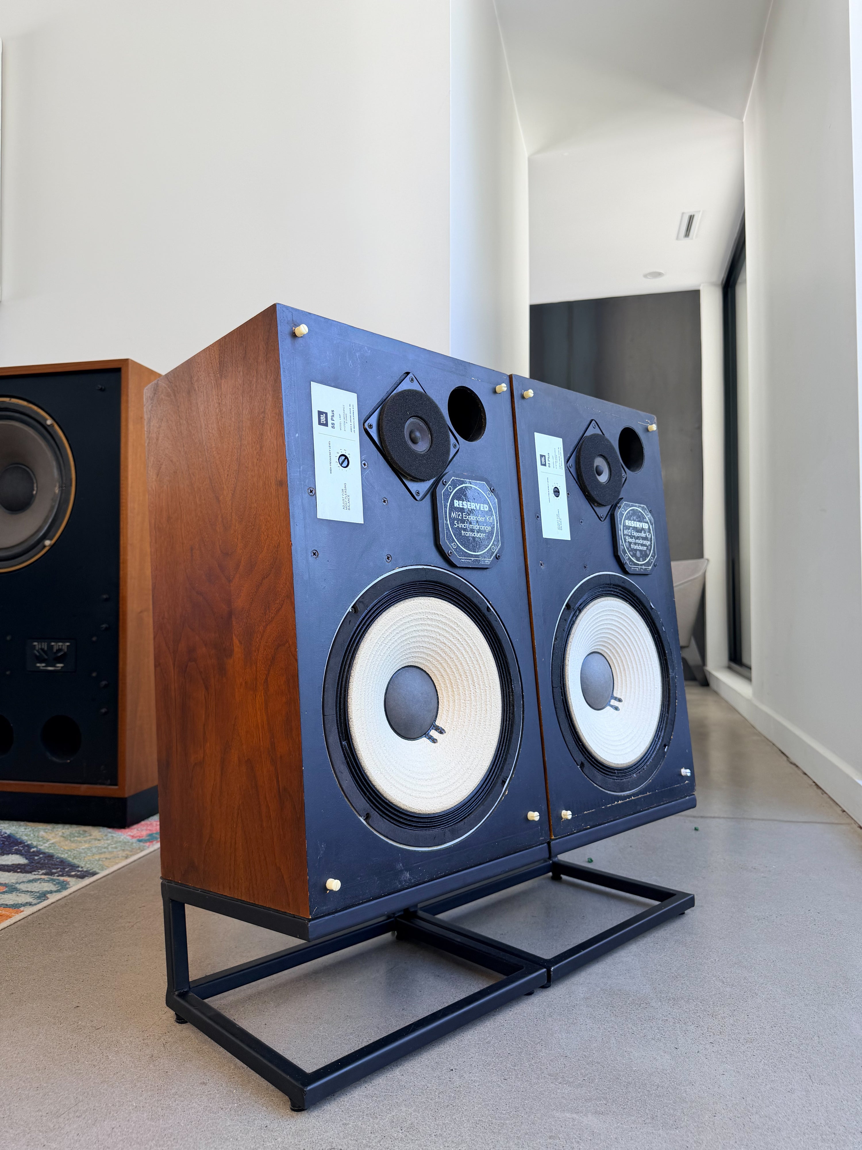JBL L88+ _Floorstanding speakers