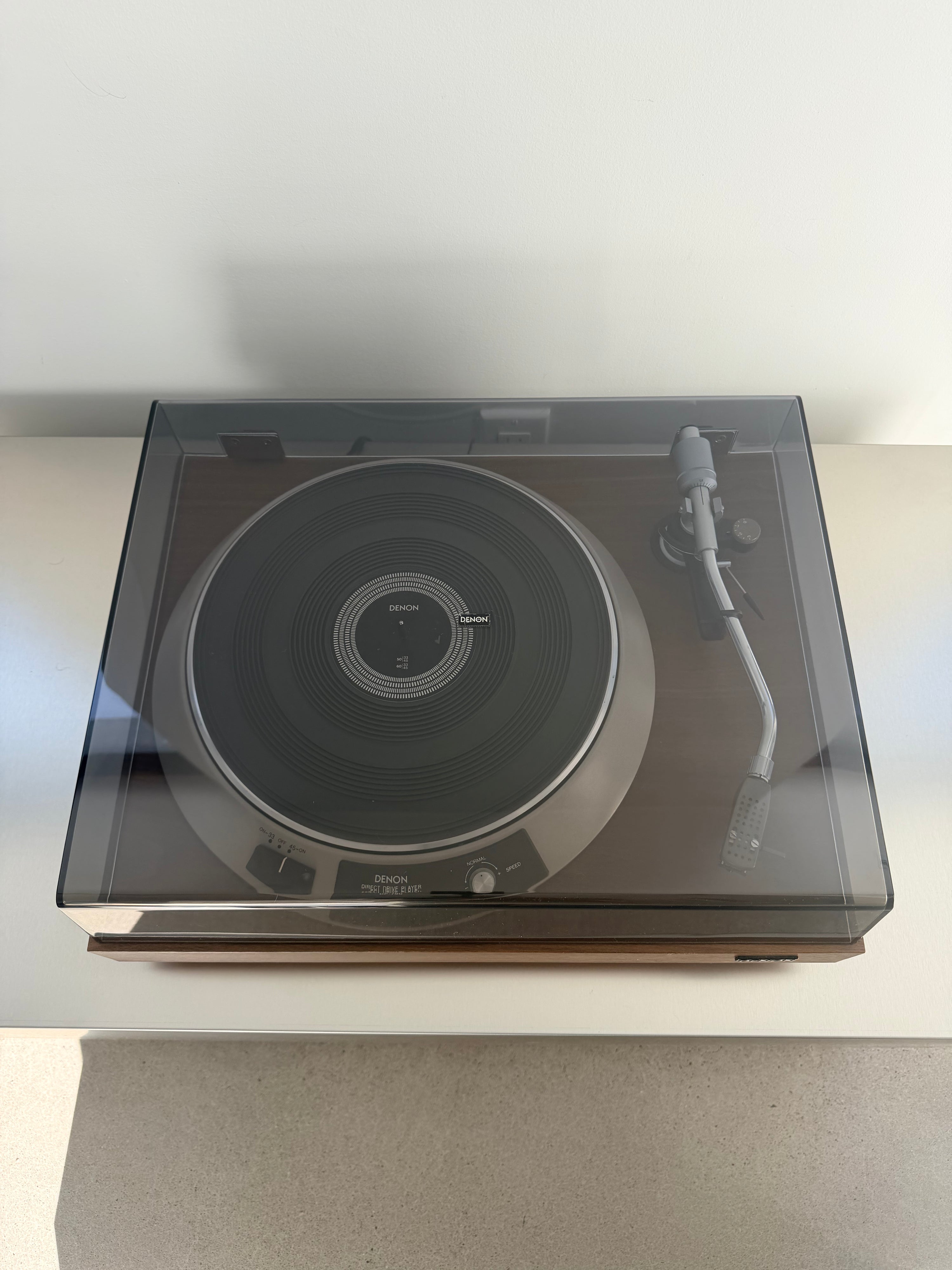 Denon DP-790W _Table tournante à entraînement directe