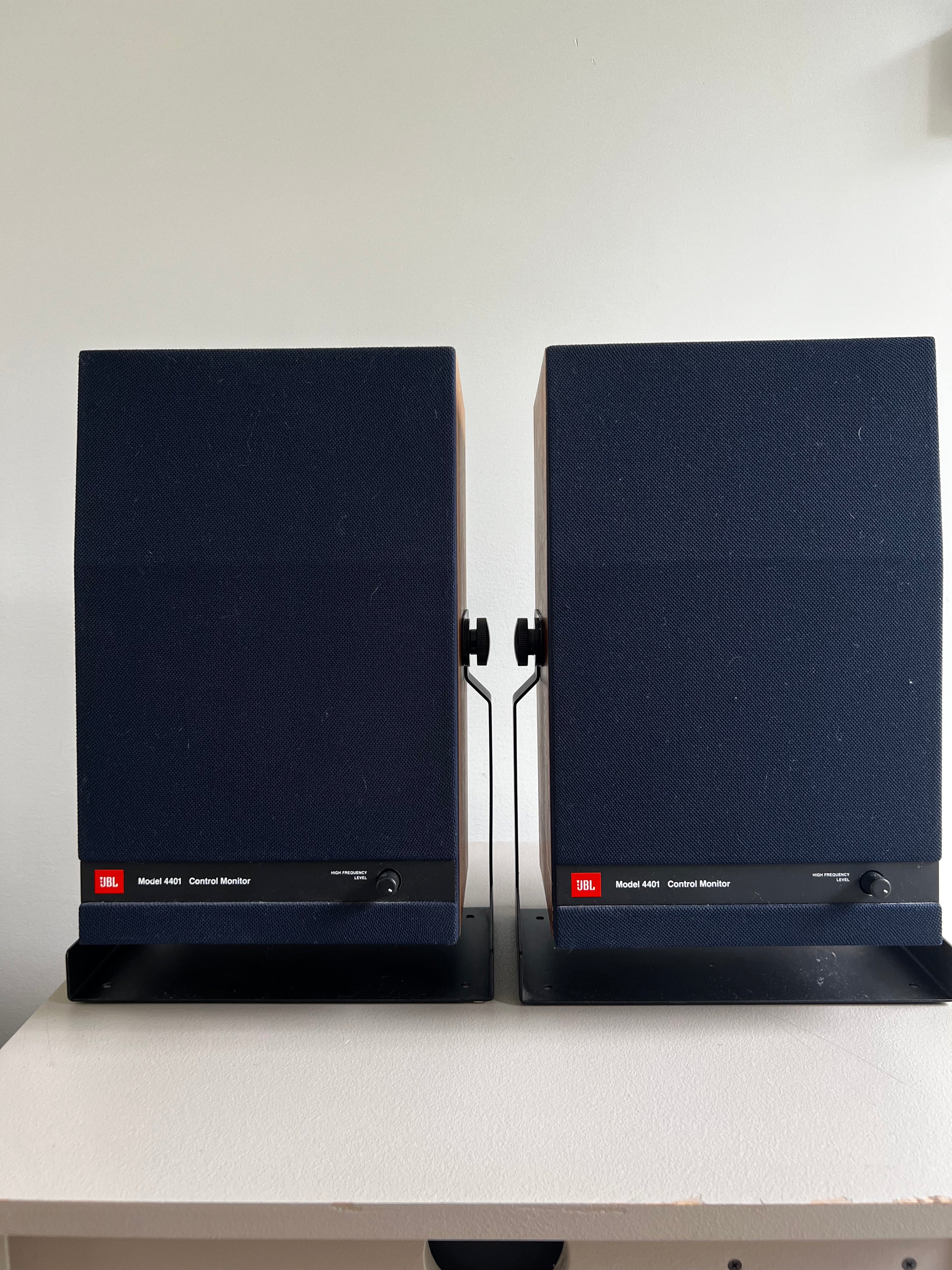 JBL 4401 _Haut-Parleurs d’étagère