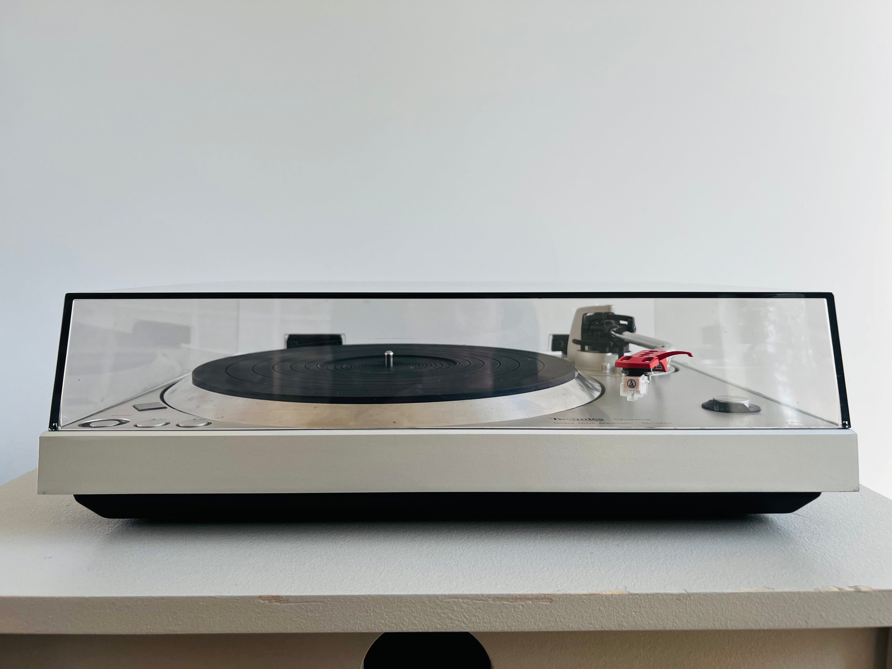 Techinics SL-1401 _Table tournante à entraînement direct