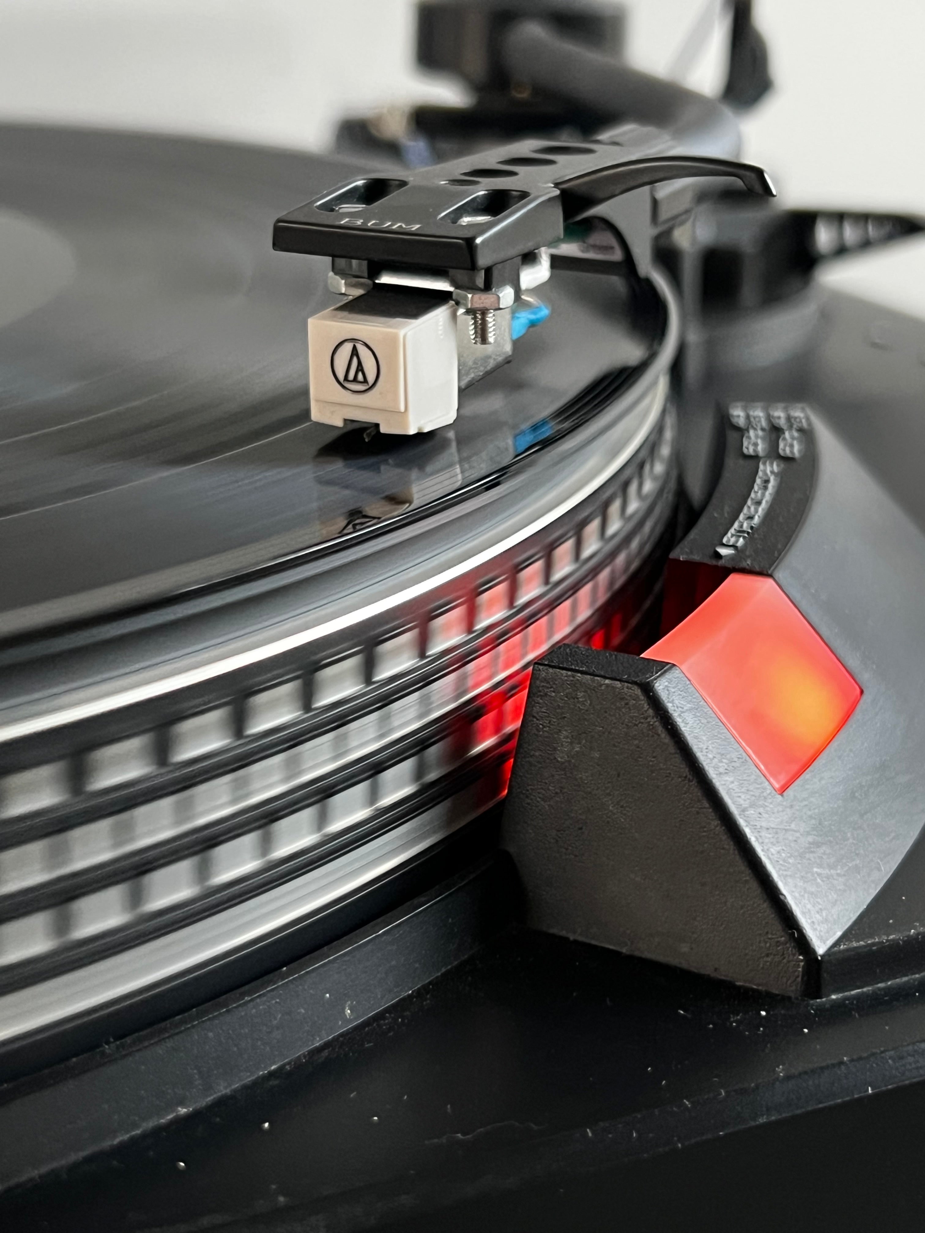 Technics SL-2000 _Table tournante à entraînement direct – image sonore