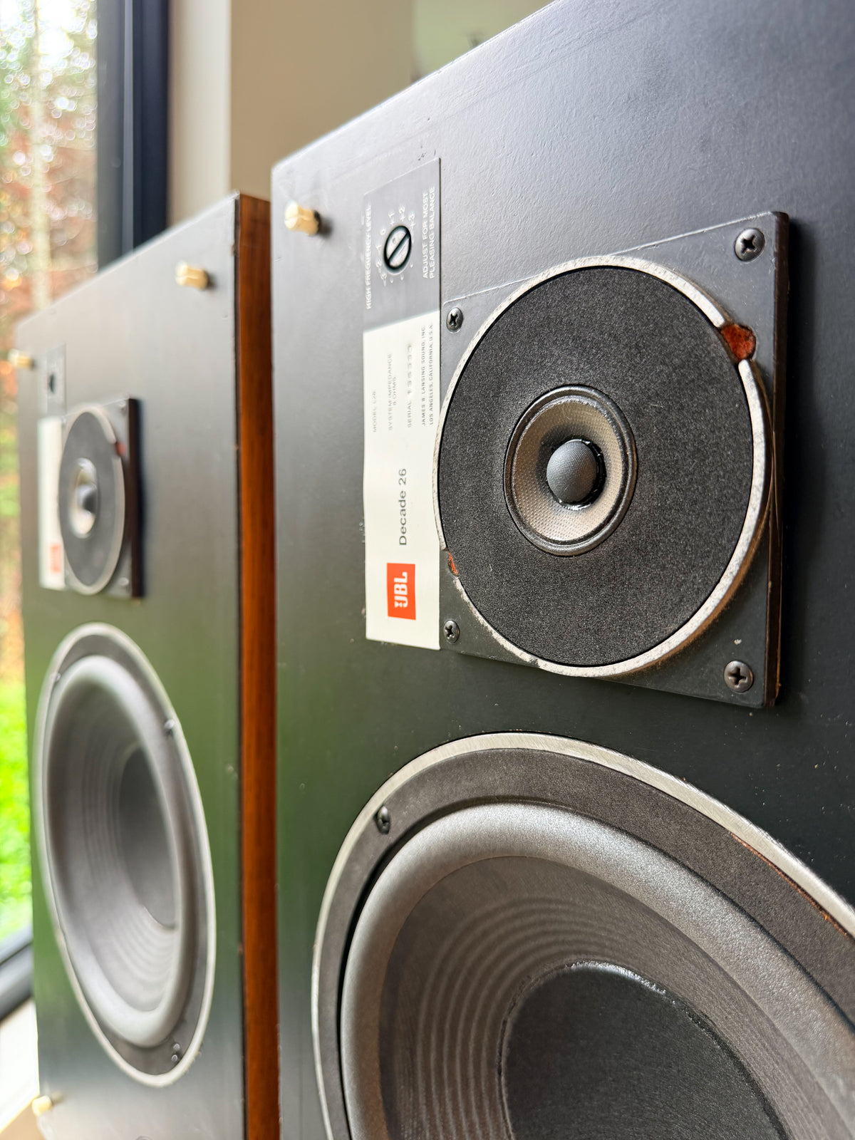 JBL Decade L26 _ Bookshelf Speakers