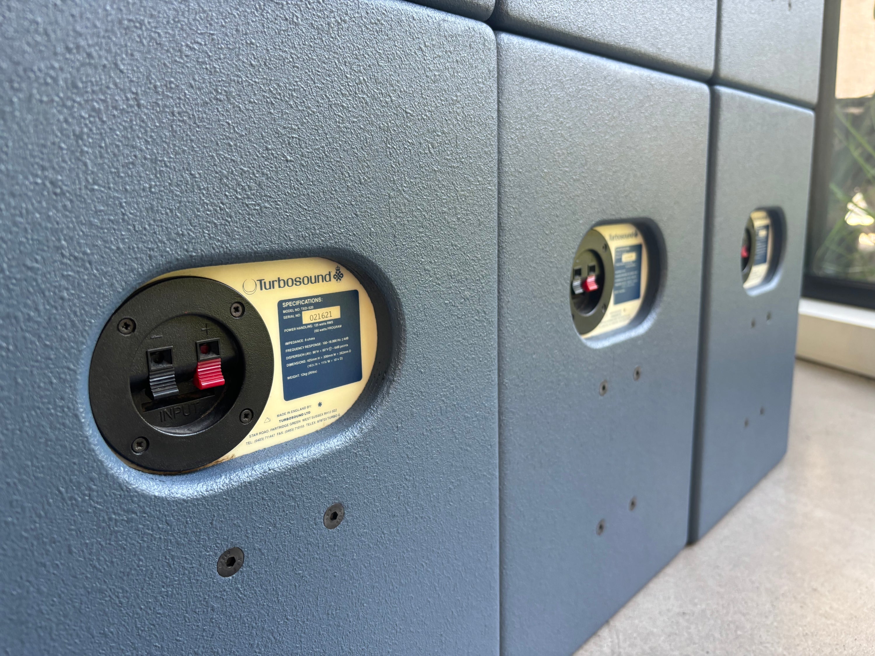 Turbosound TXD-520 (aka Funktion-One F101)_haut-parleurs professionnels