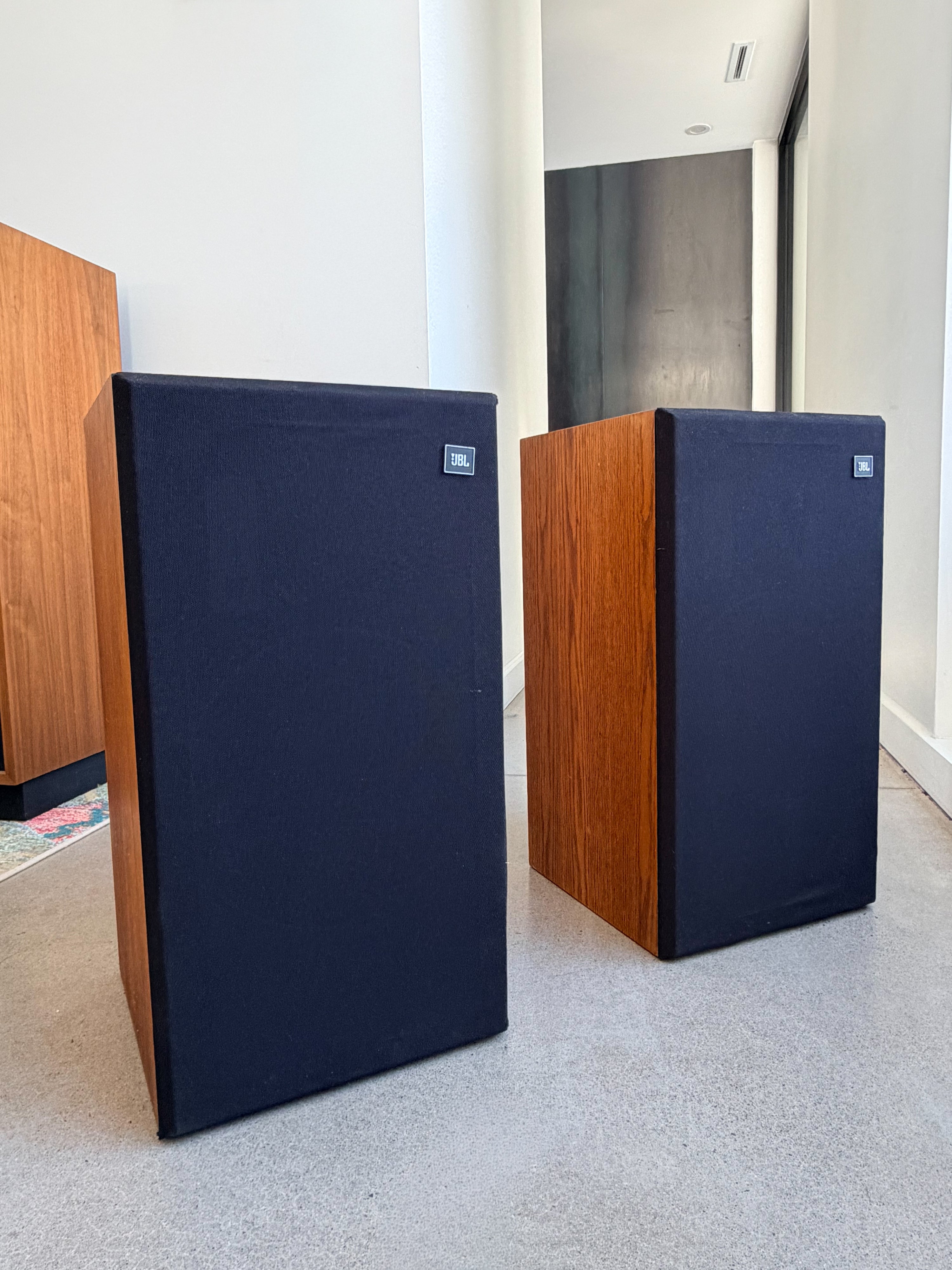 JBL L26 _Haut-parleurs de Plancher