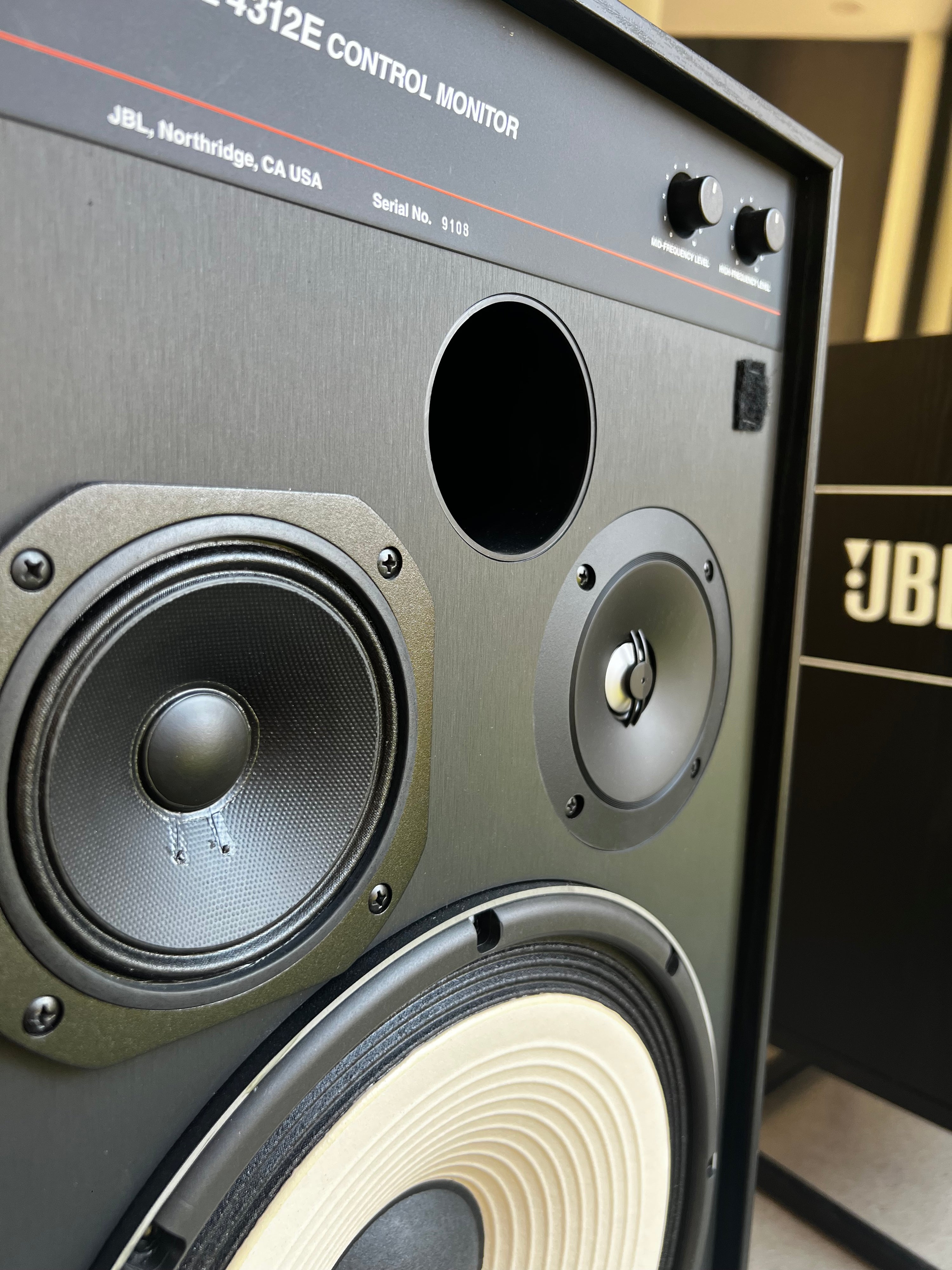 JBL 4312EBK _Haut-Parleurs de plancher