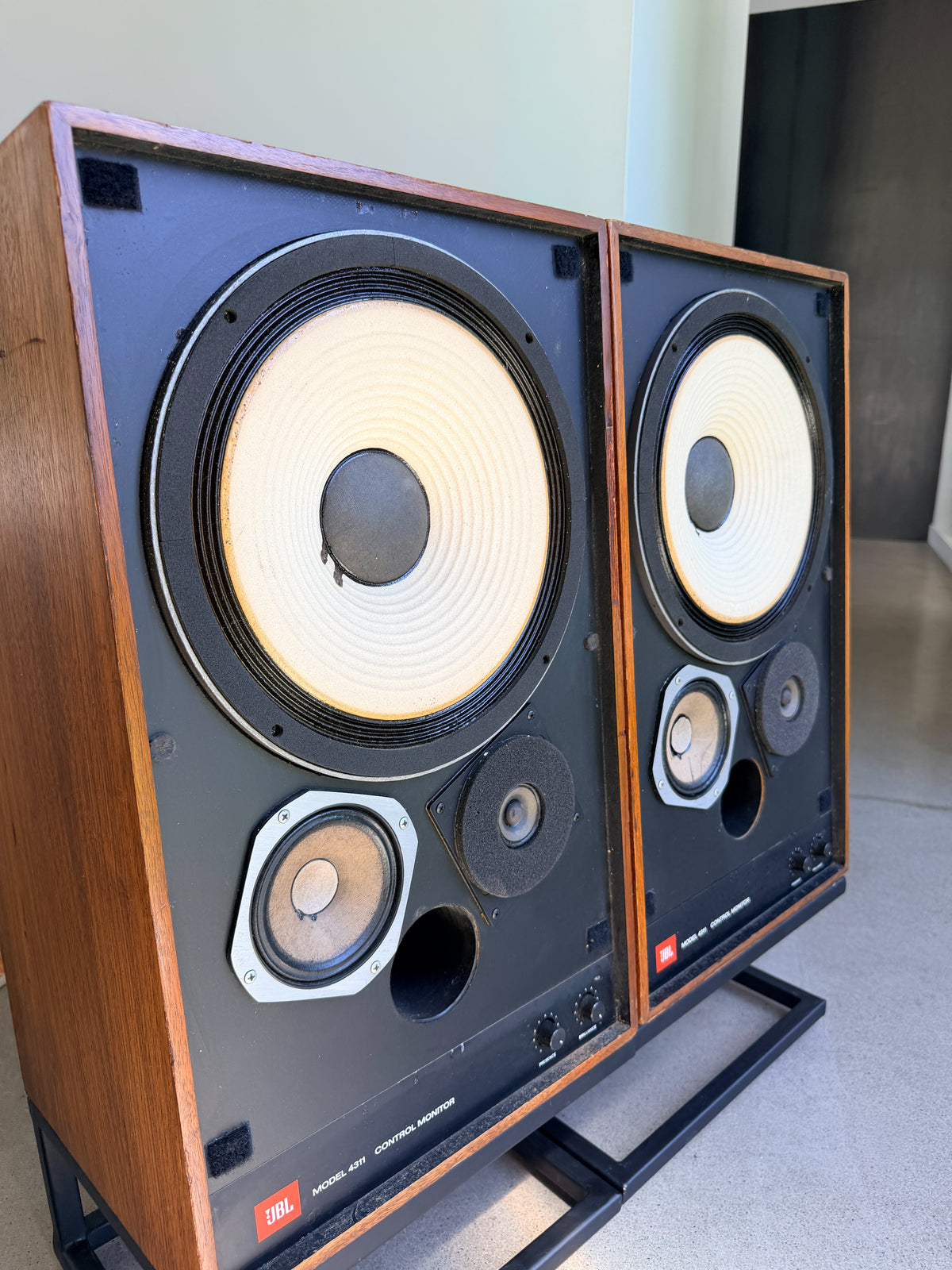 JBL 4311WX-A _Floorstanding speakers