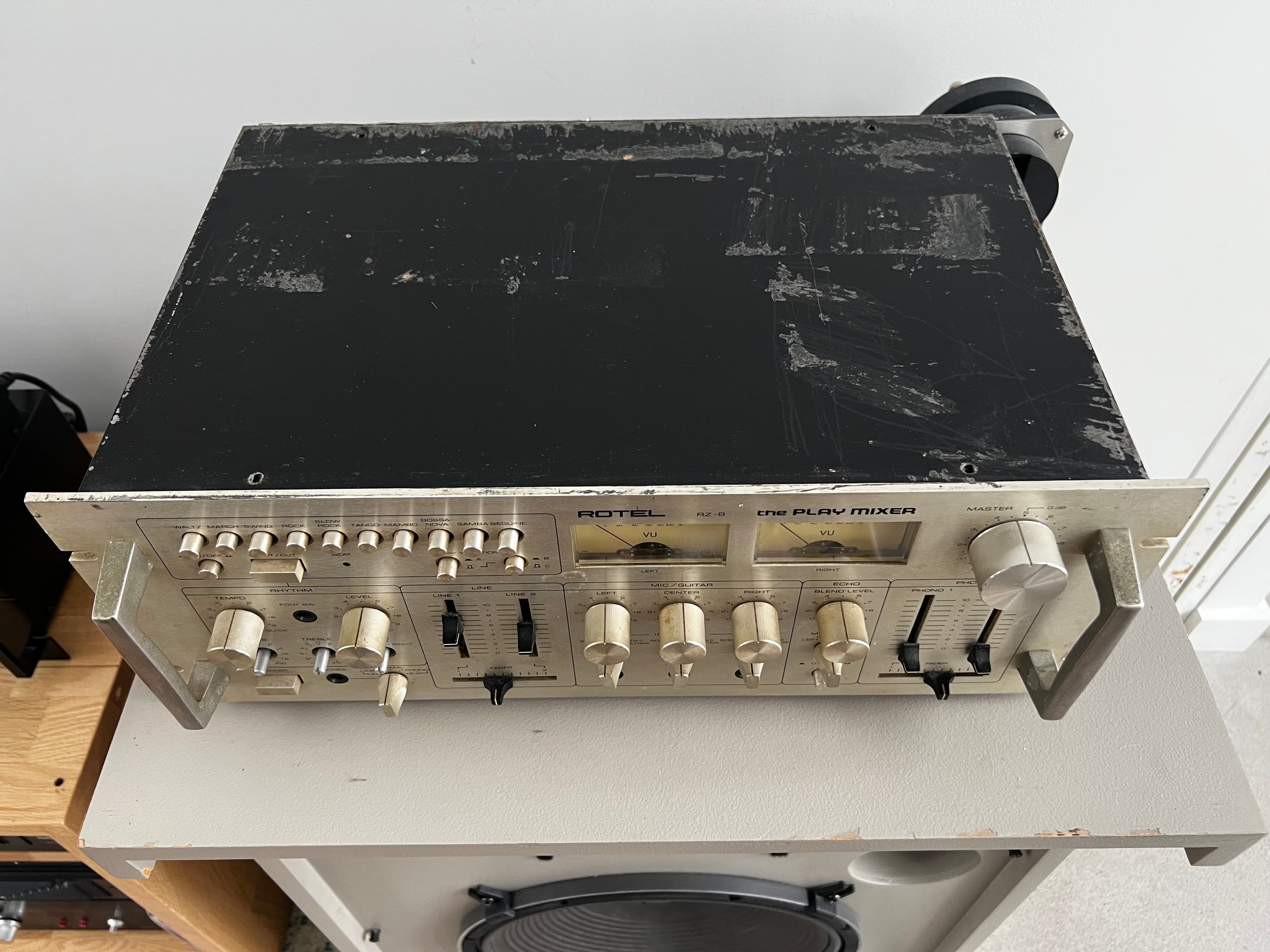 Rotel RZ-8 _Mixer/Préamplificateur