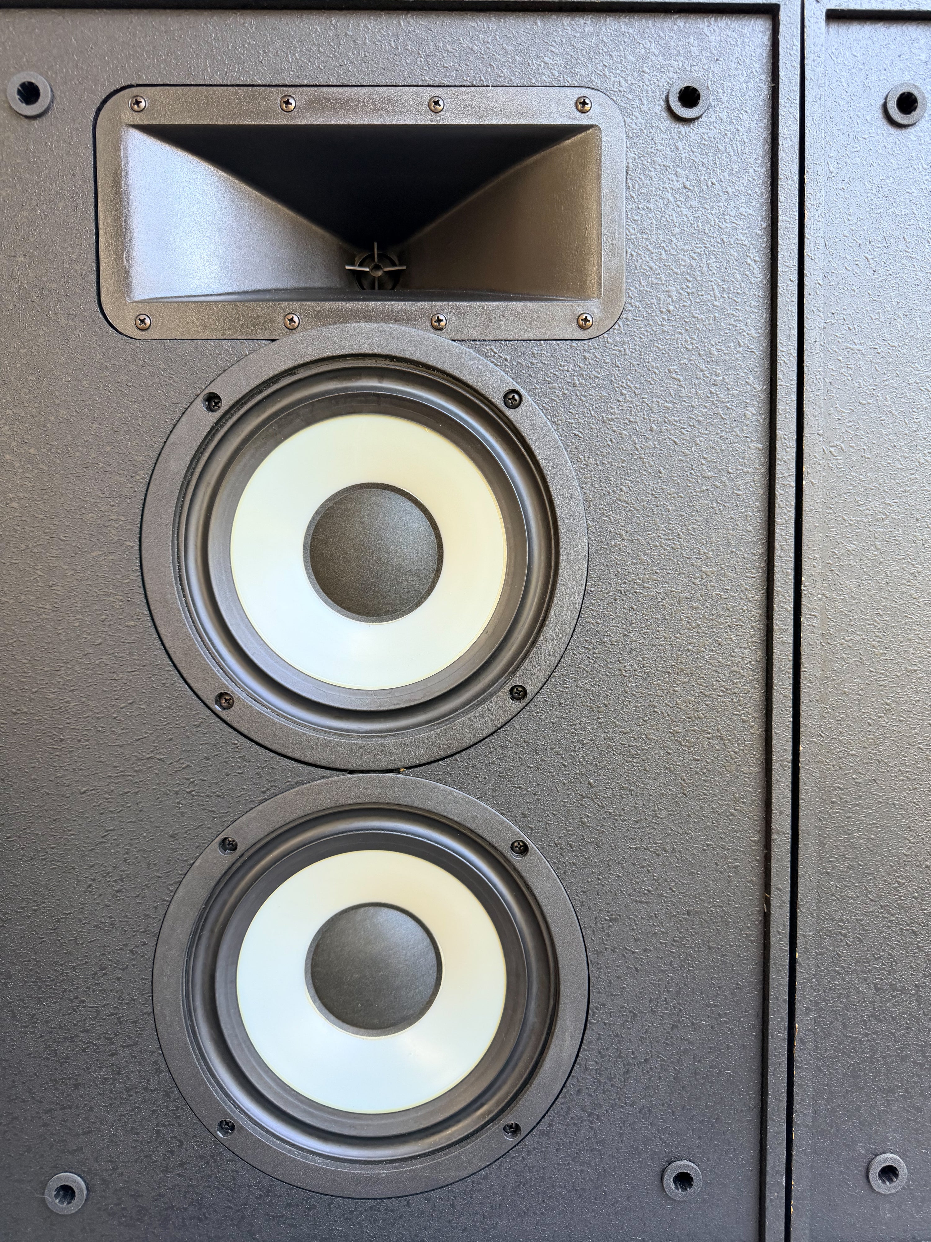 Klipsch KG4 _floorstanding speakers