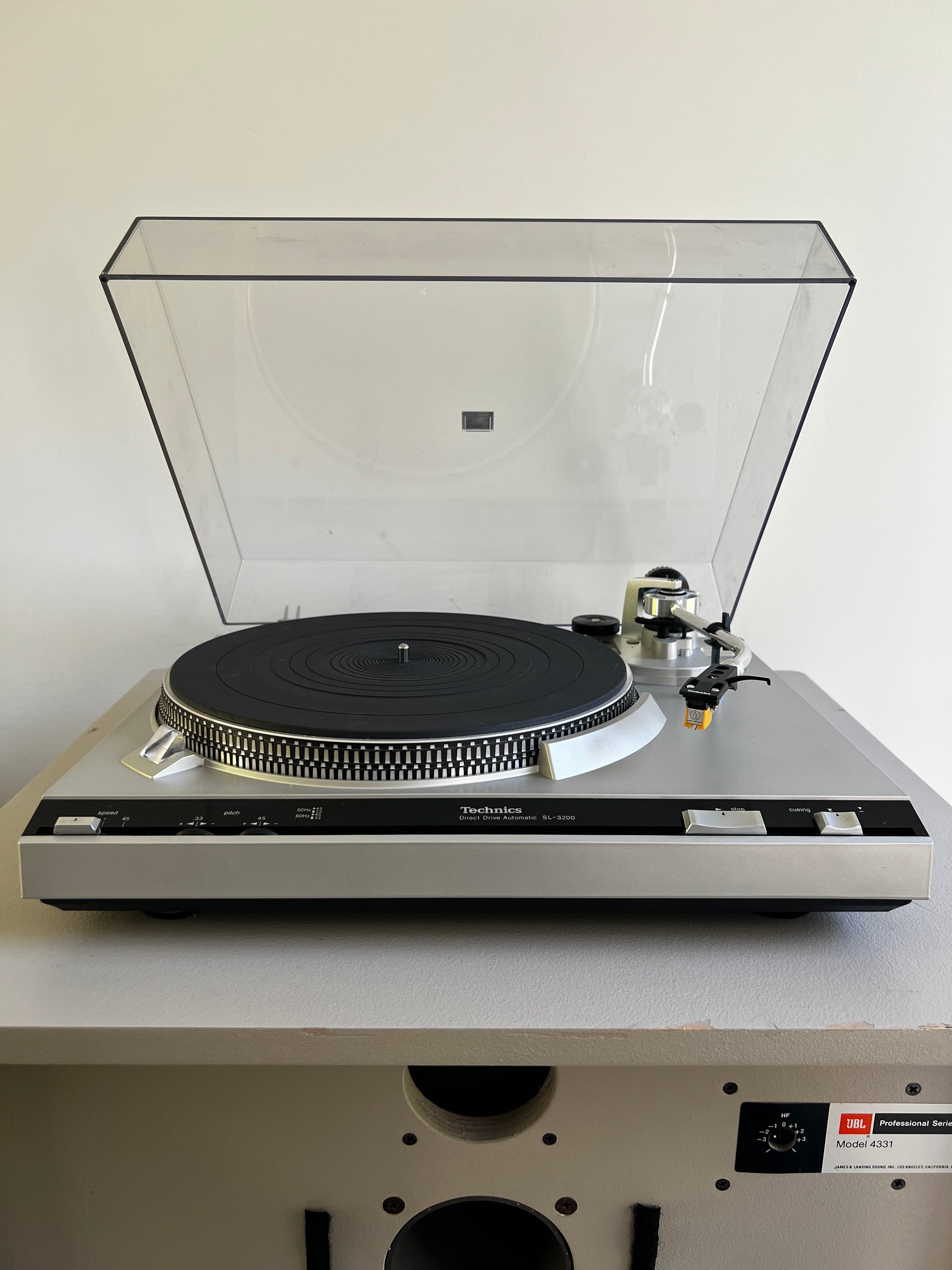 Technics SL-3200 _table tournante à entraînement direct