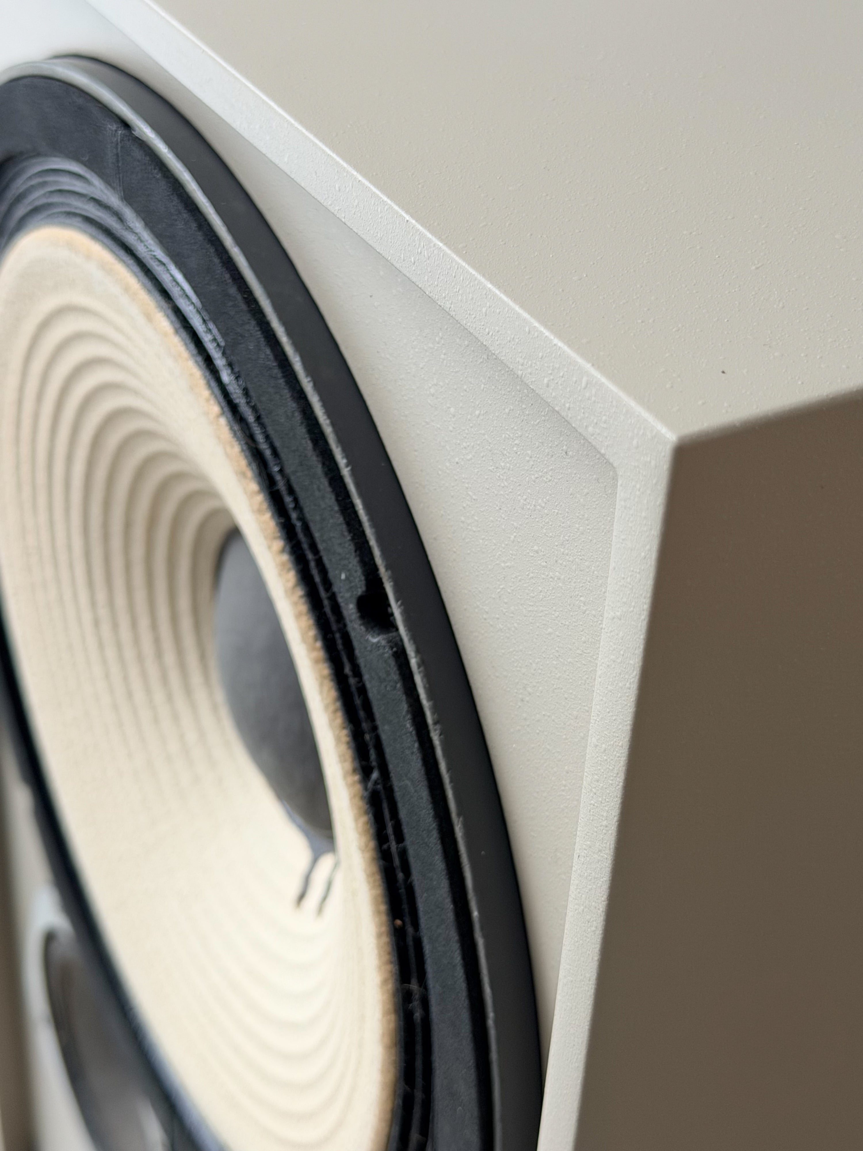 JBL 4311 _Floorstanding speakers