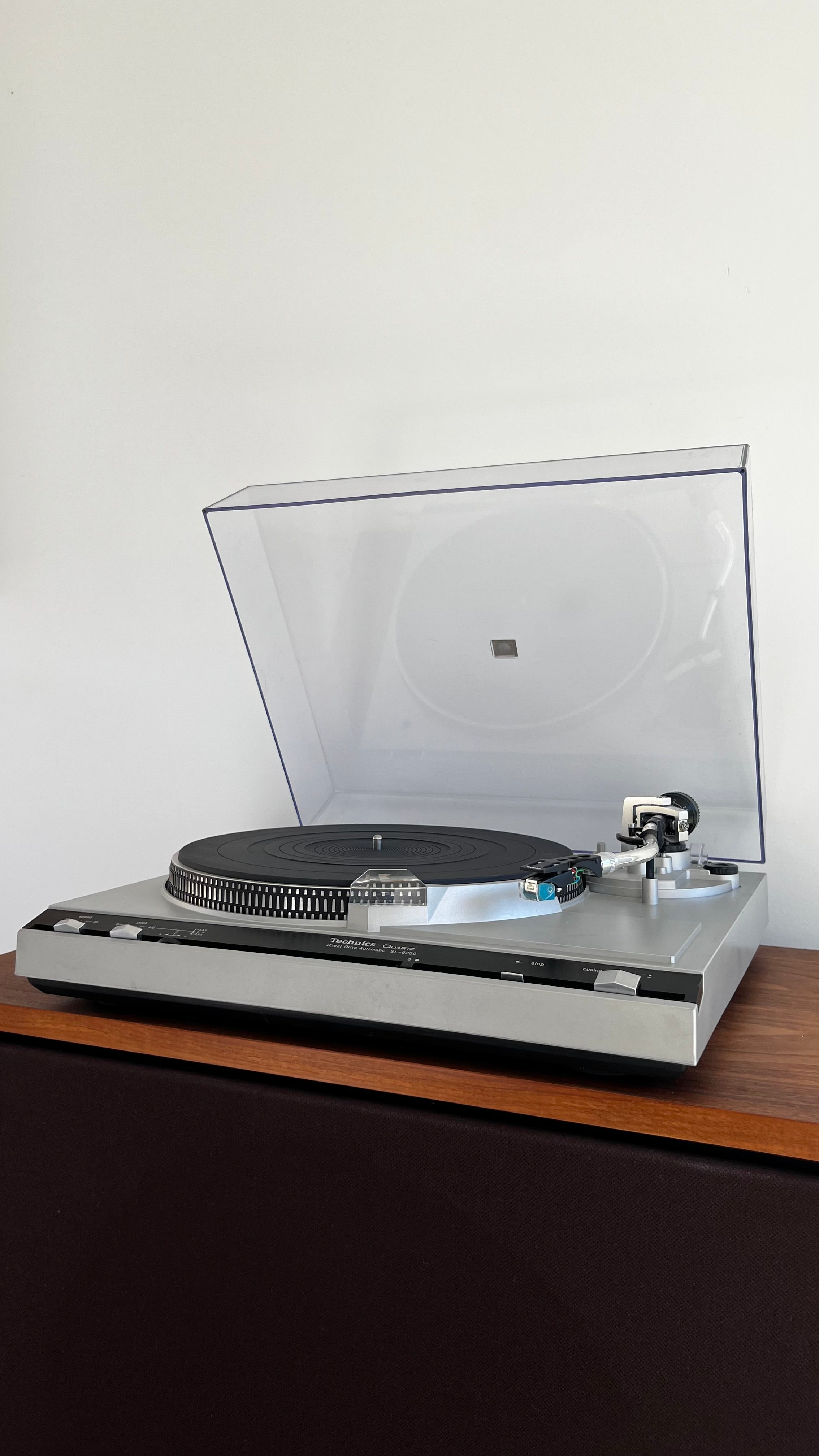 Technics SL-5200 _table tournante à entraînement direct