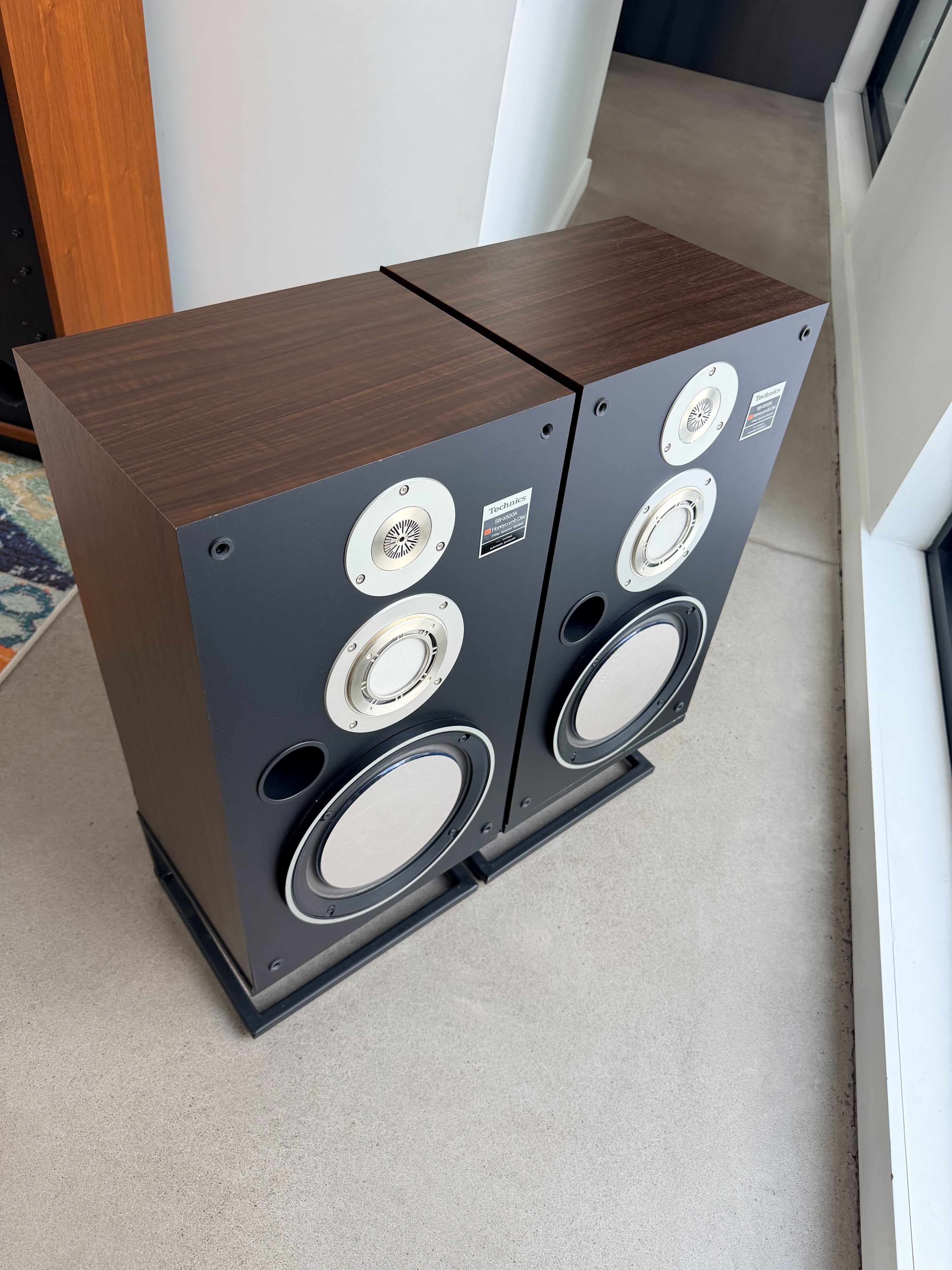 Technics SB-X500A  _Floorstanding speakers