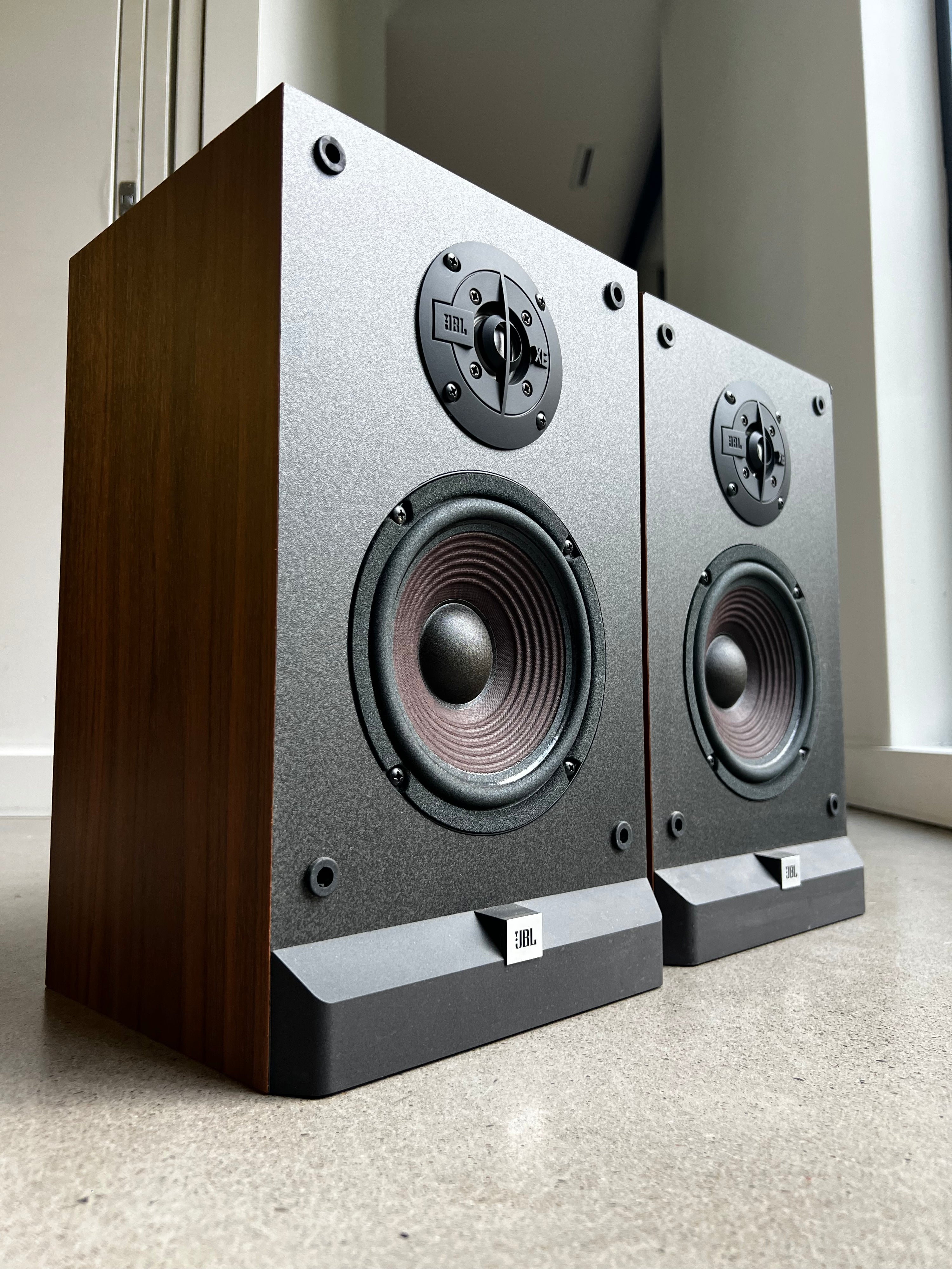 JBL P20 _Haut-Parleurs d’étagère