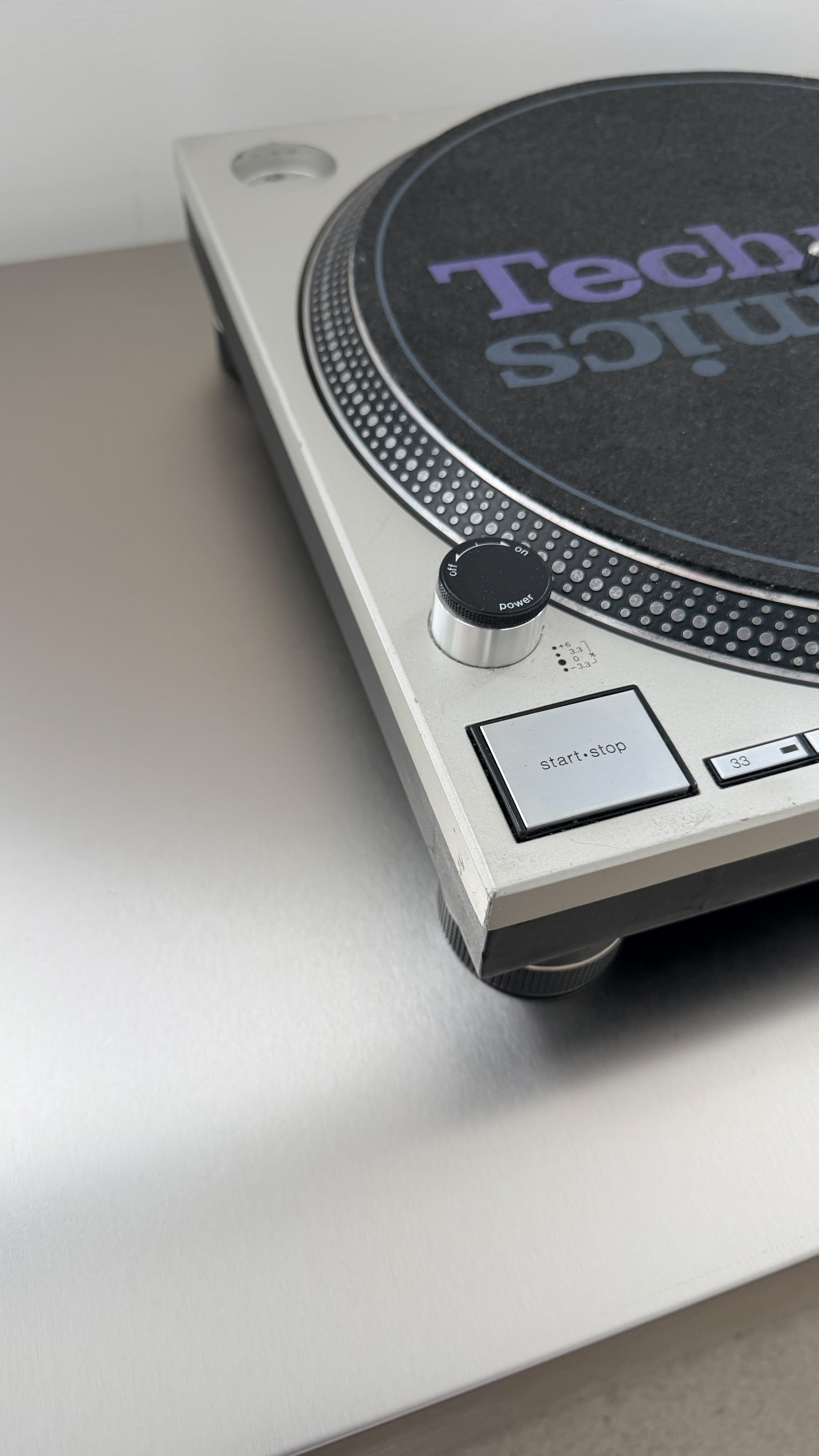 SL-1200 MK2 _Table tournante à entraînement direct