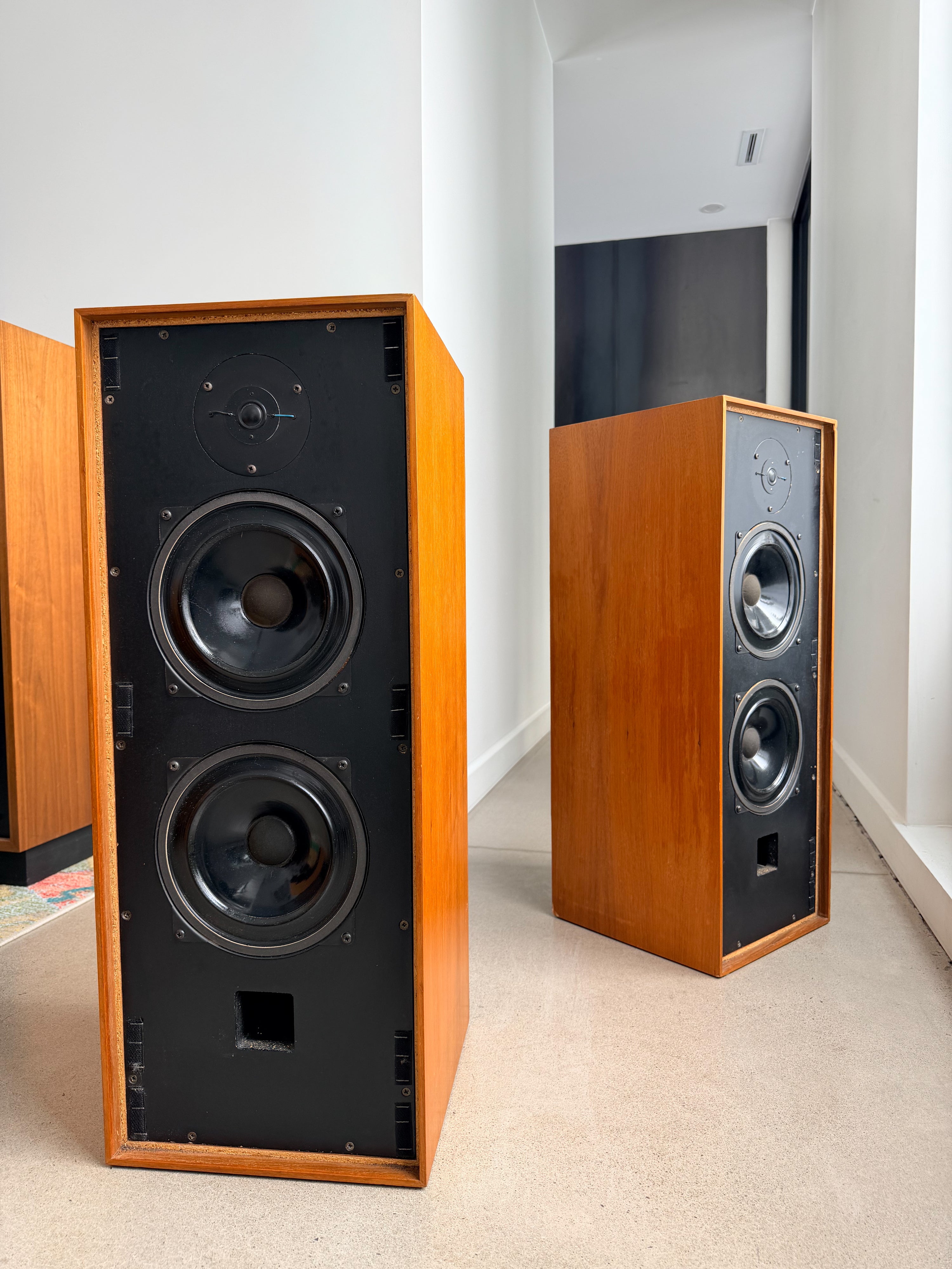 Tangent RS6 _Floorstanding speakers