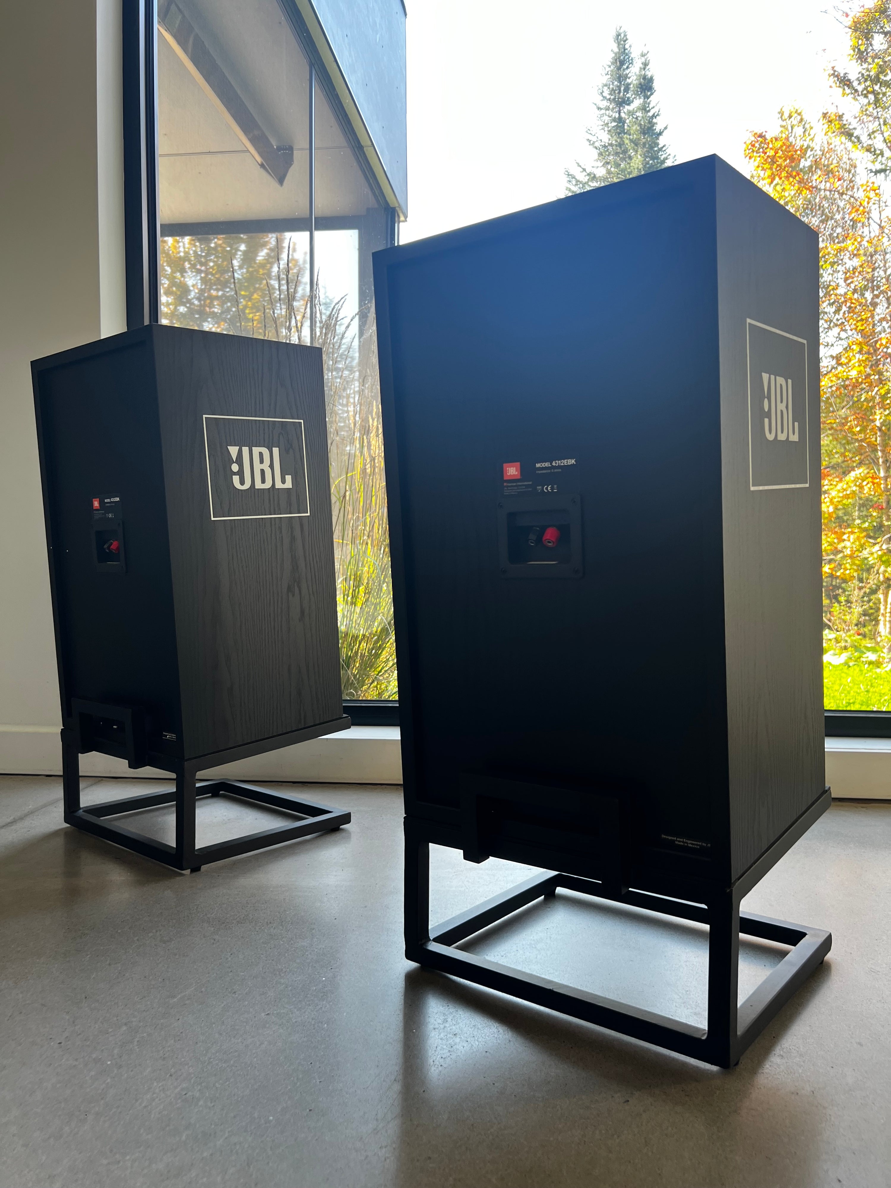 JBL 4312EBK _Haut-Parleurs de plancher