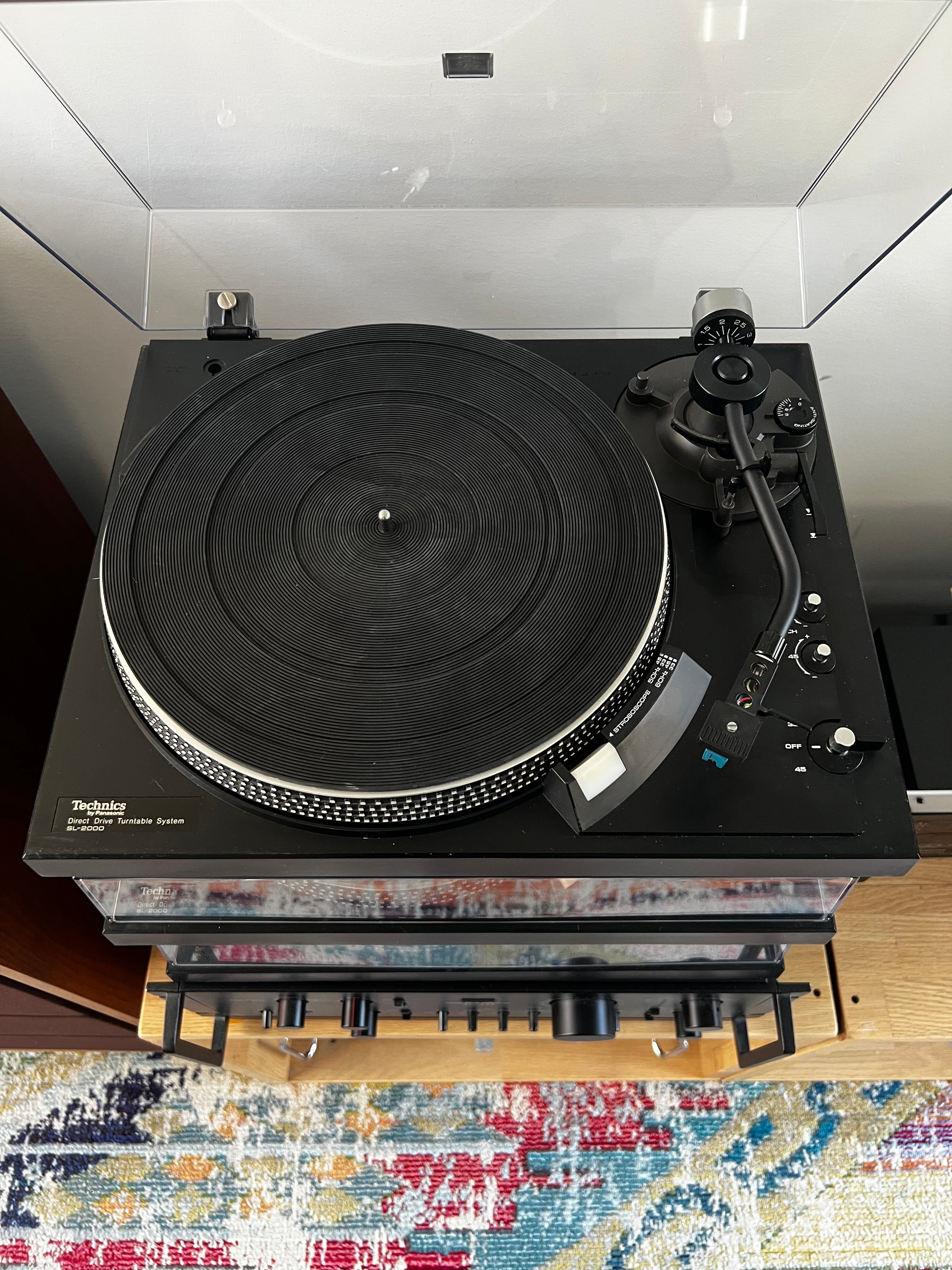 Technics SL-2000 Direct Drive Turntable