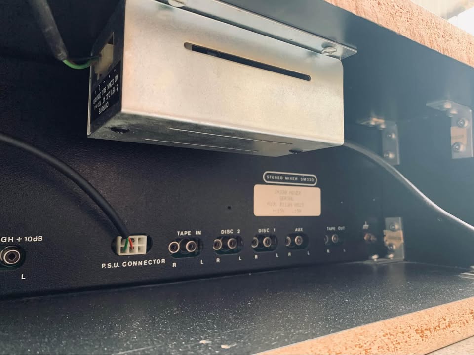 Citronic SM-330 _mixeur DJ