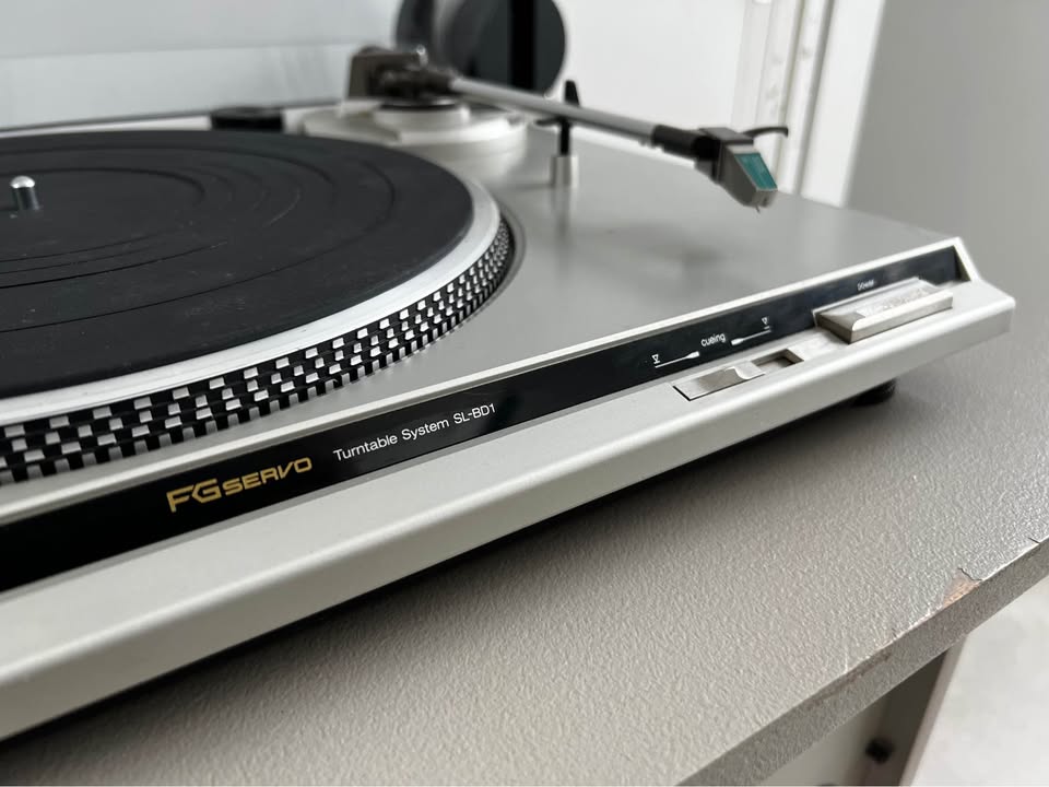 Technics SL-BD1 _Table tournante à courroie