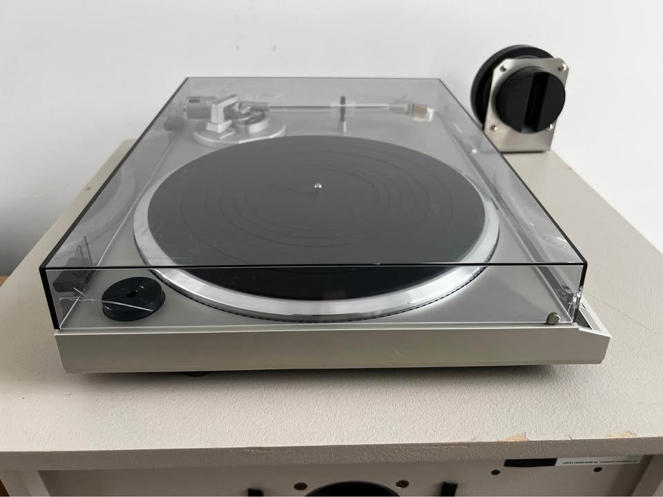 Technics SL-Q200 _Table tournante à entraînement direct