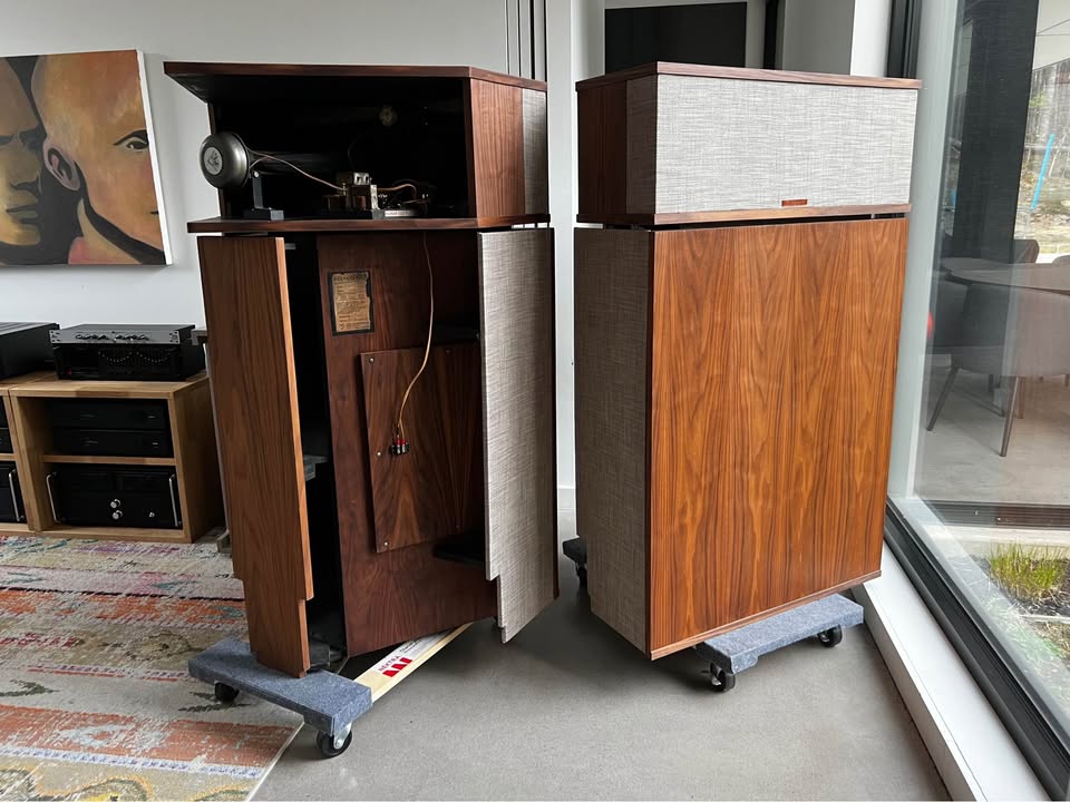 Klipsch Klipschorns  _Haut-parleurs de plancher (Noyer)