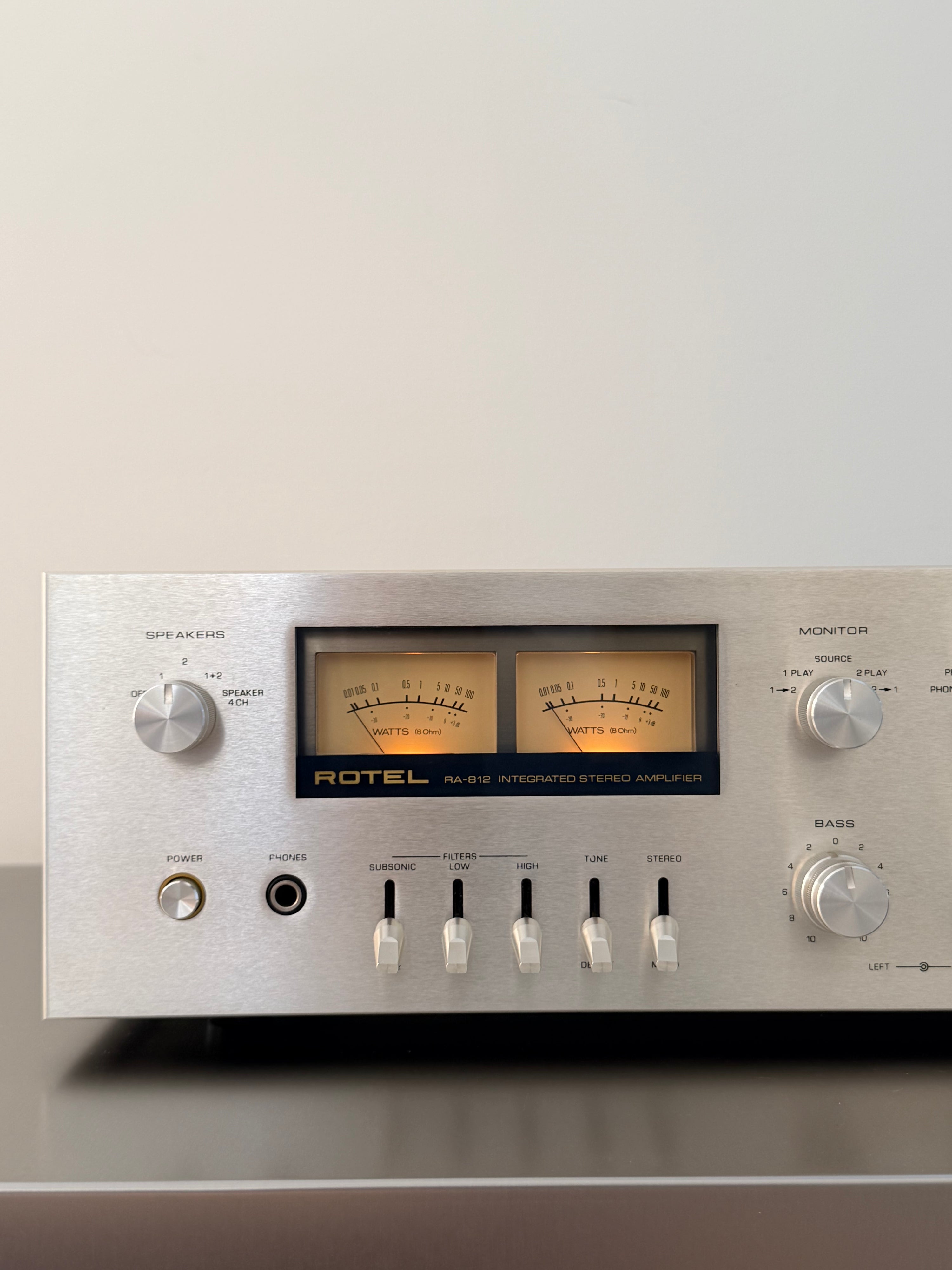Rotel RA-812 _Amplificateur intégré