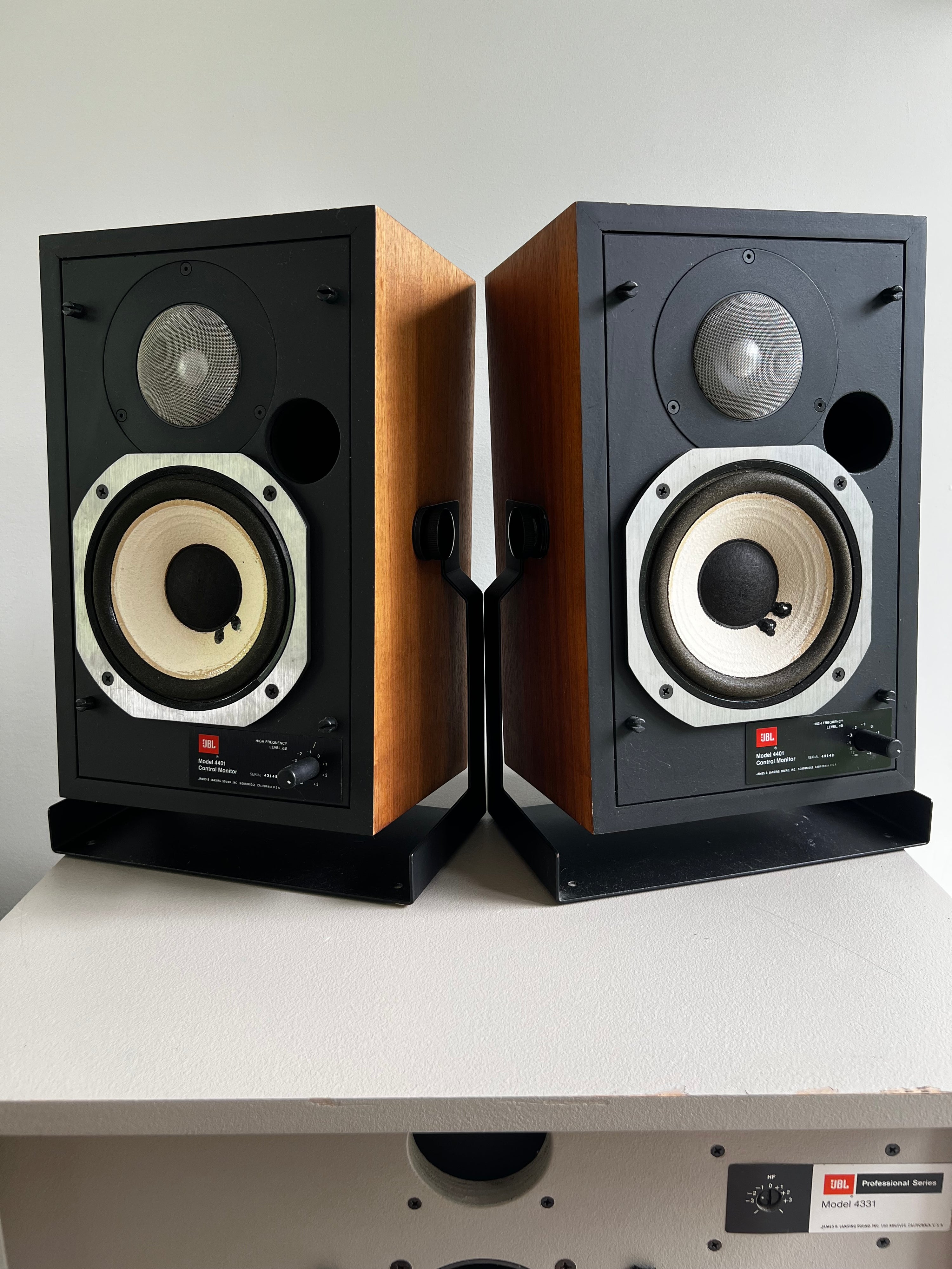 JBL 4401 _Haut-Parleurs d’étagère