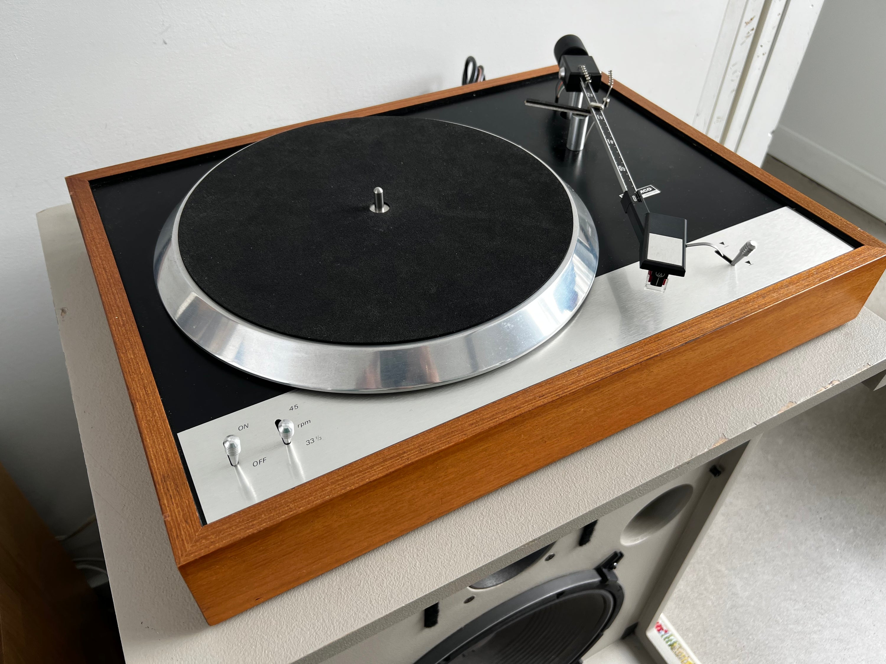 Unamco T-1 _Table tournante à courroie