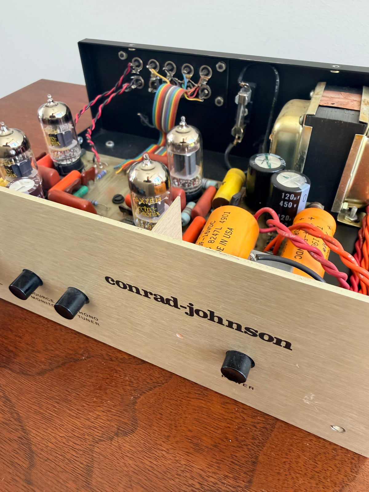 Conrad Johnson PV3 _Preamplifier