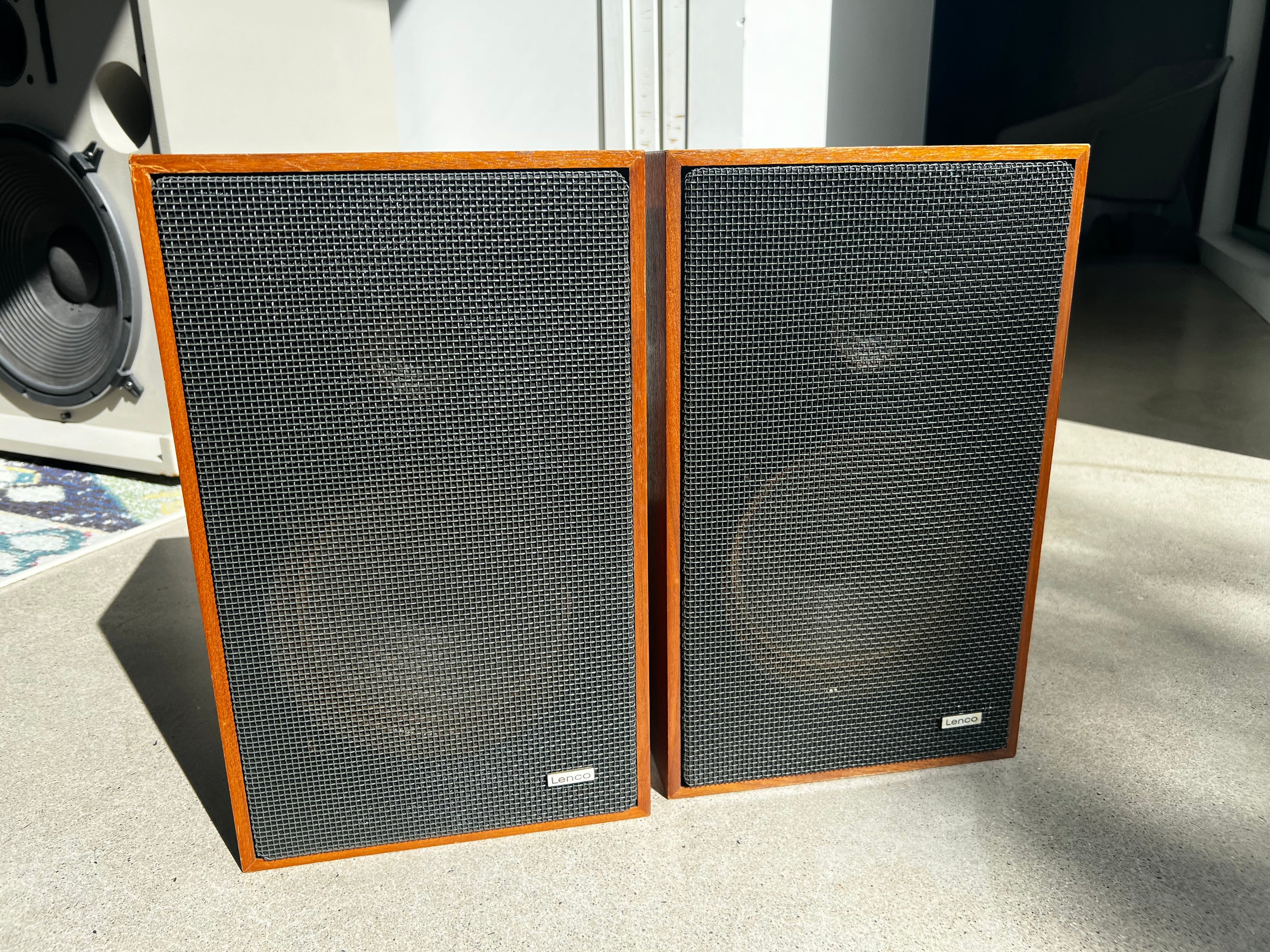 Lenco _Haut-Parleurs d’étagère