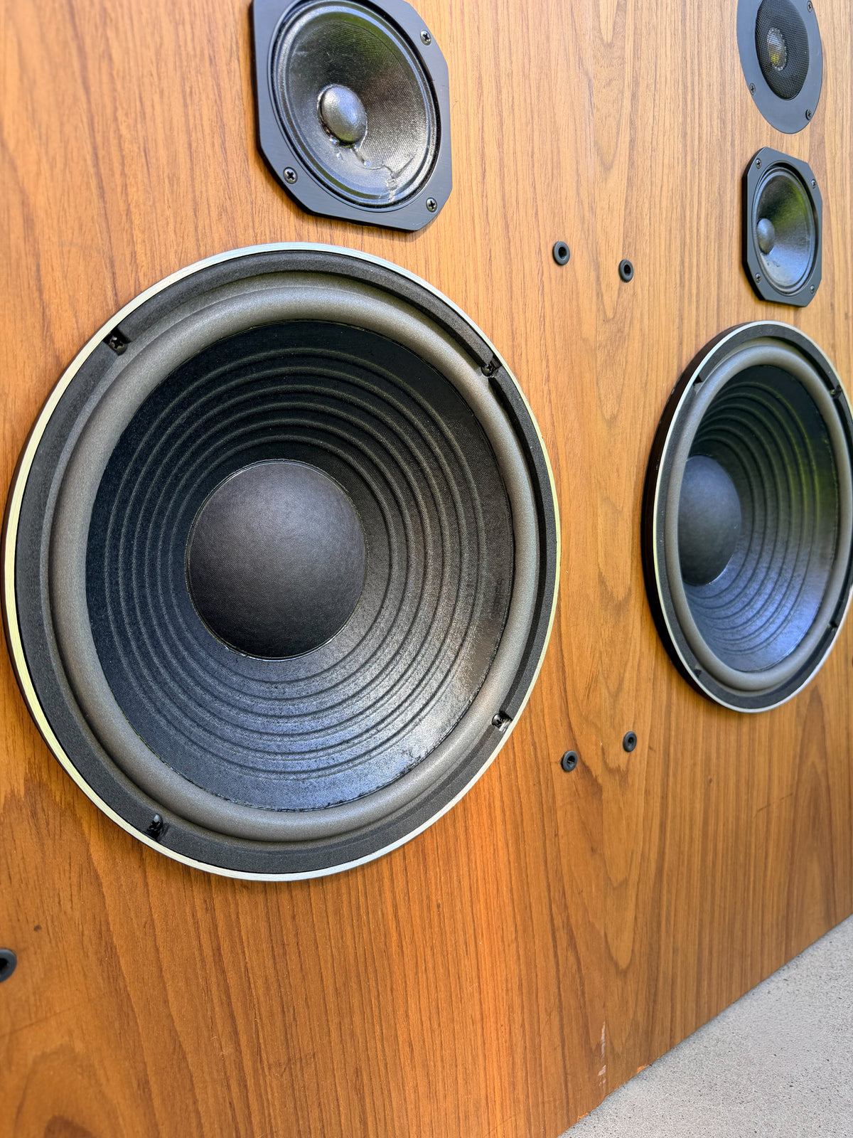 JBL L100T _Floorstanding speakers