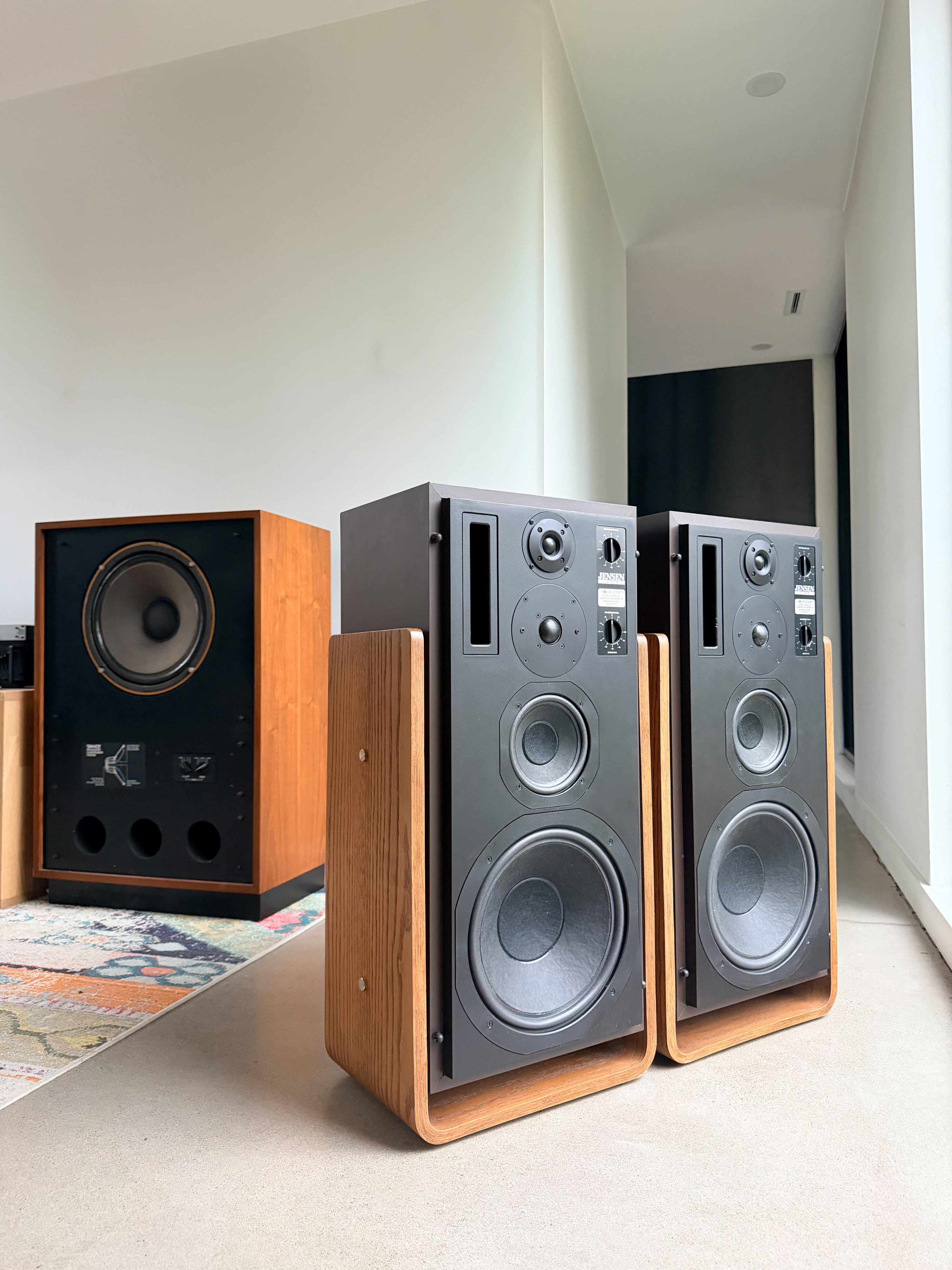 Jensen System B_Floorstanding speakers 