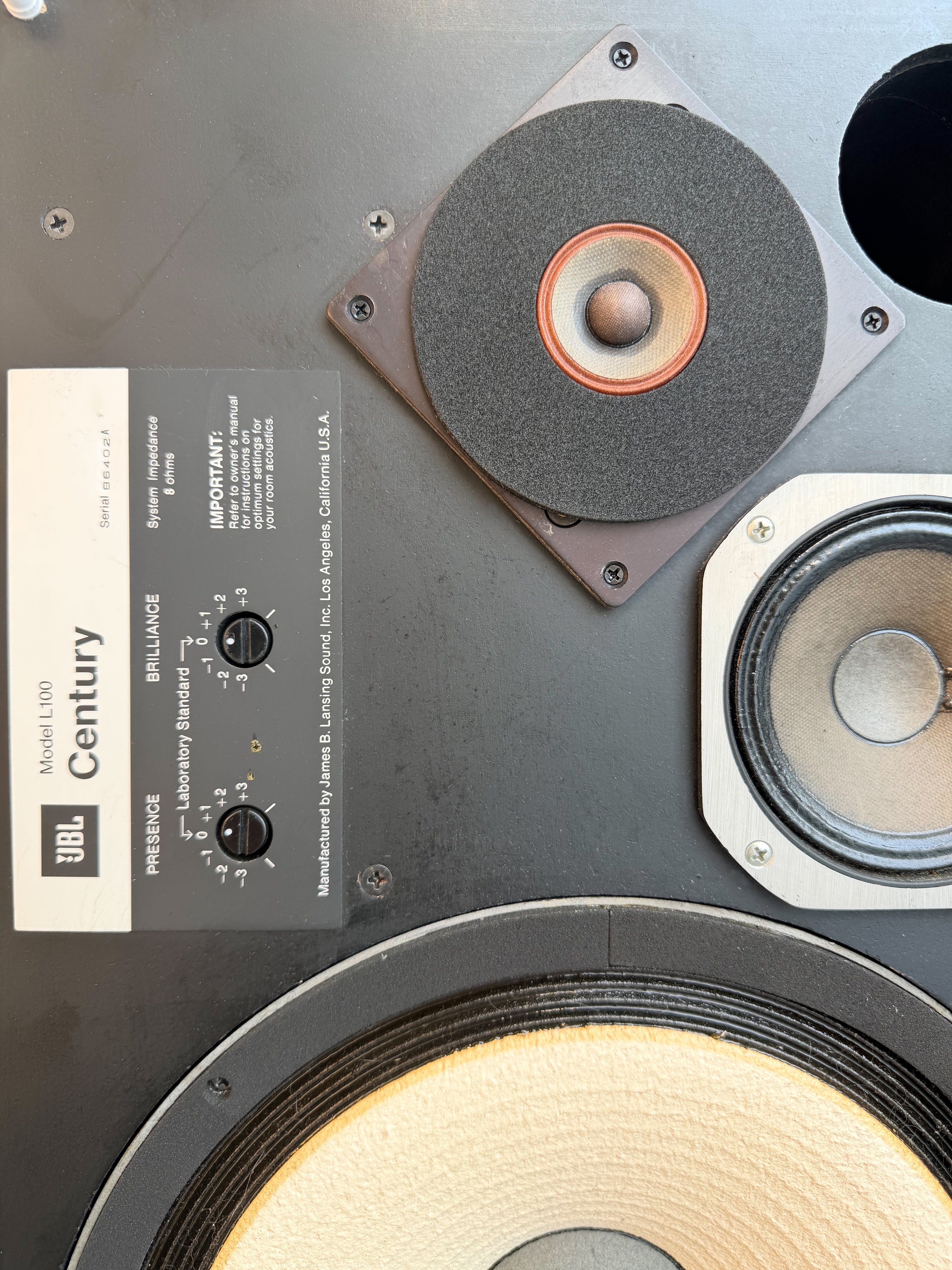 JBL L100 _Floorstanding speakers