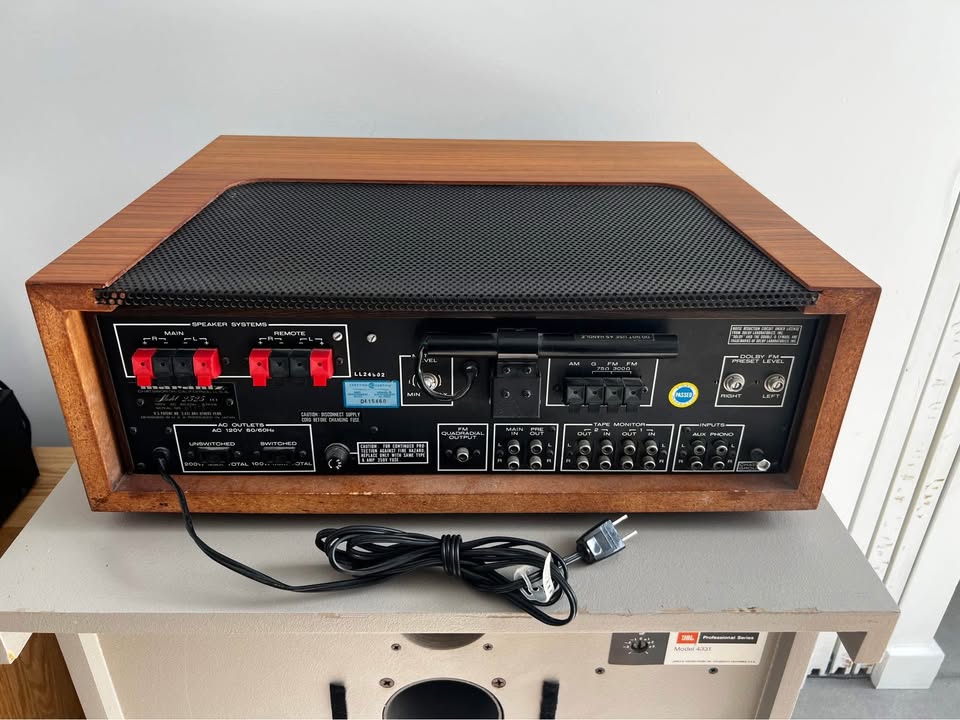Marantz 2325 Amplifier/Receiver
