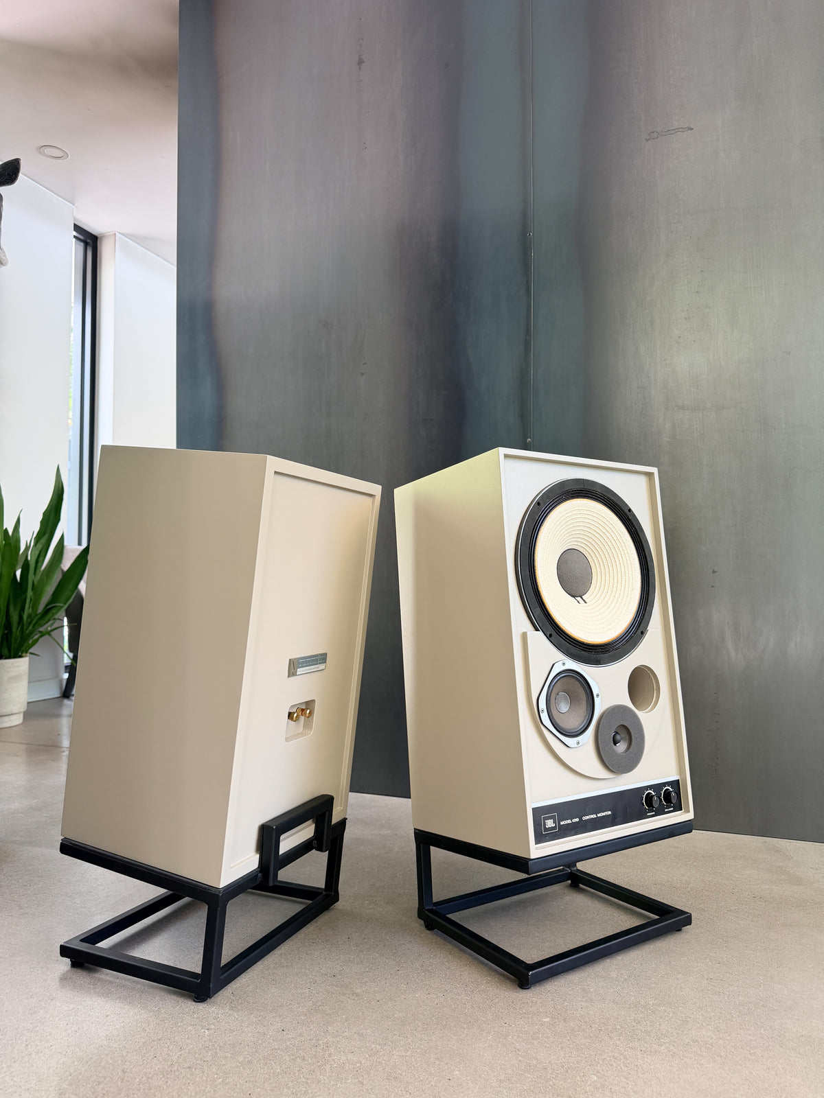 JBL 4310 _Floorstanding speakers