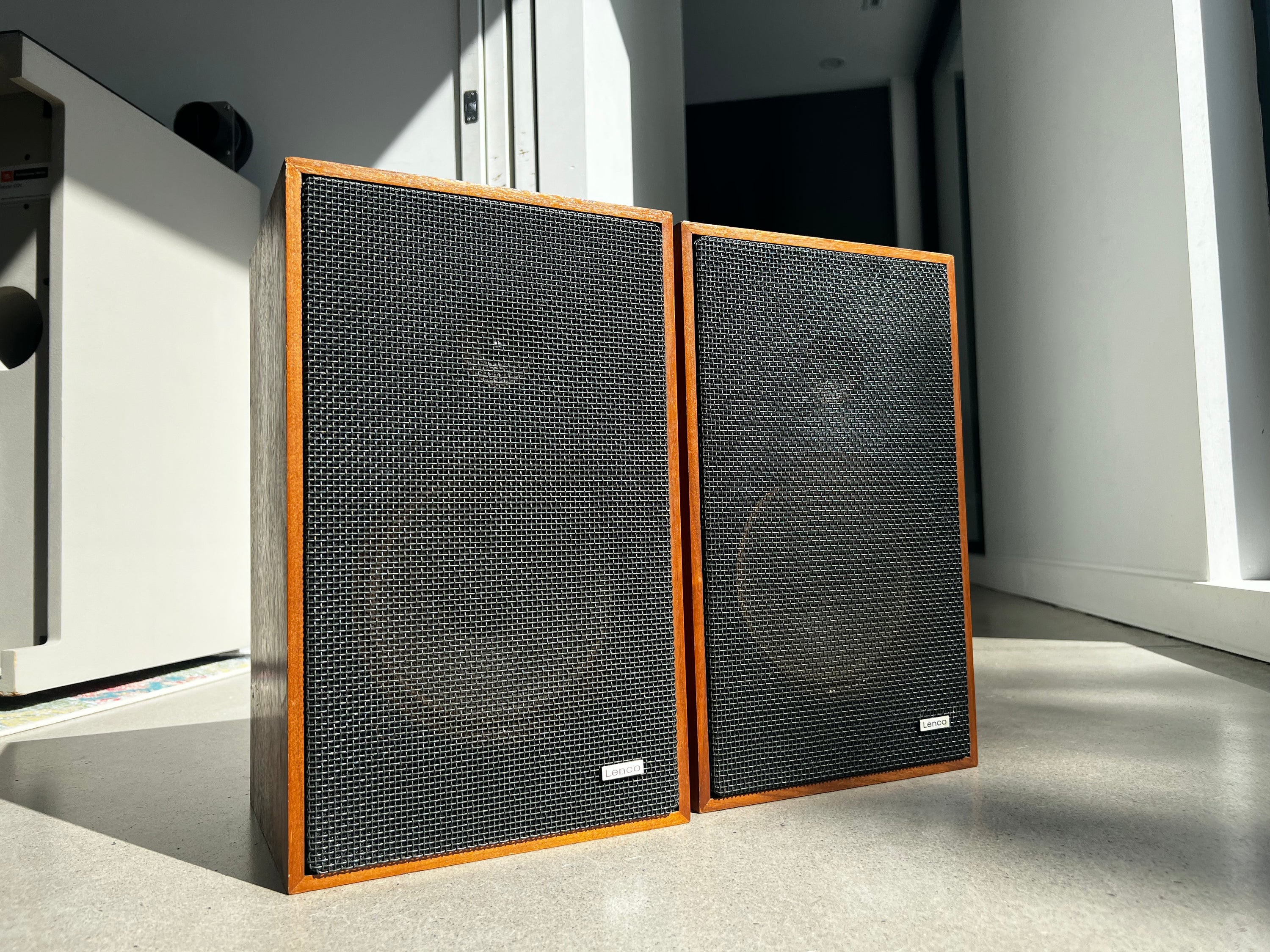 Lenco _Haut-Parleurs d’étagère