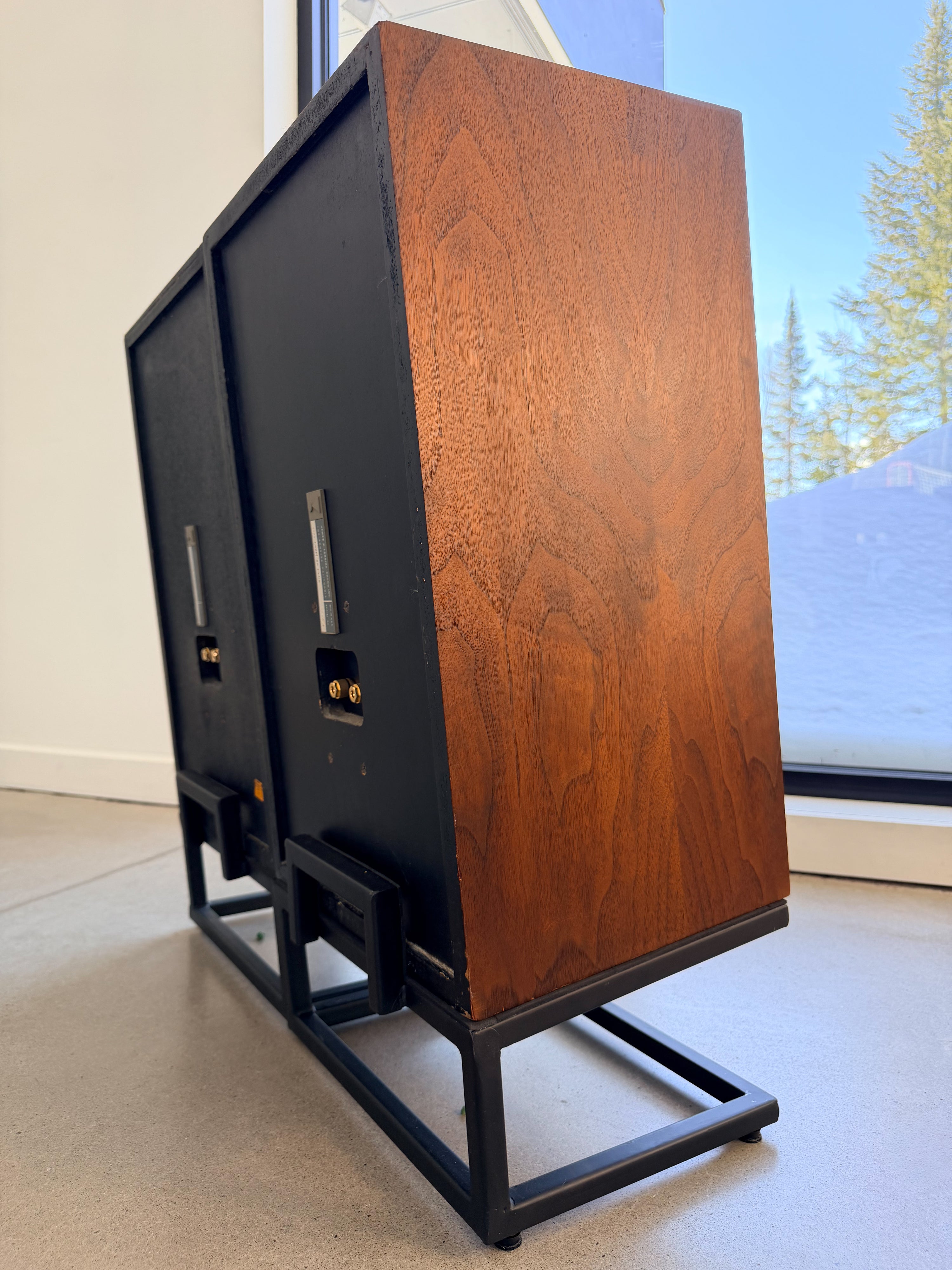 JBL L88+ _Floorstanding speakers
