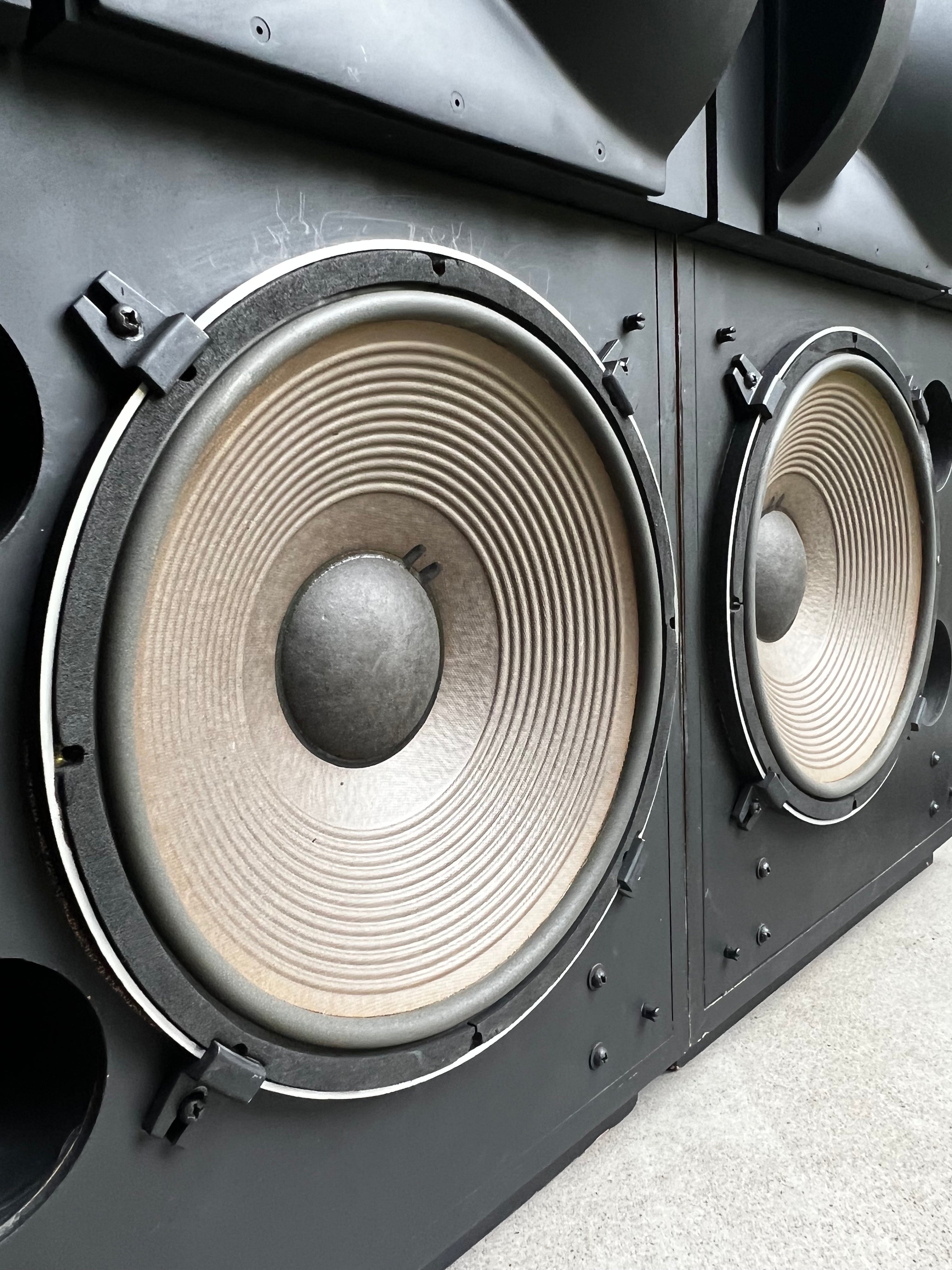 JBL 4430 _Haut-Parleurs de plancher