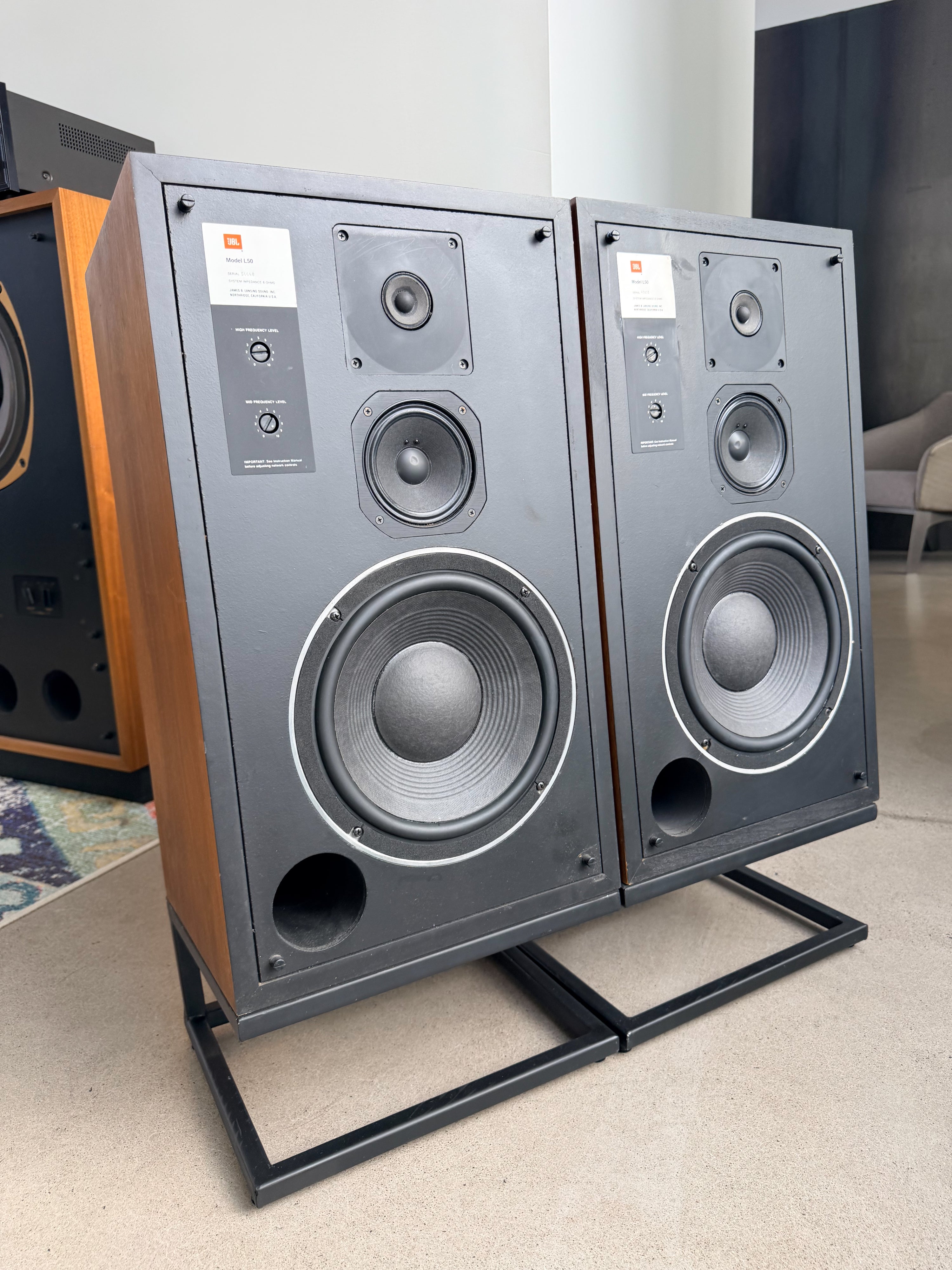 JBL L50 _Floorstanding speakers