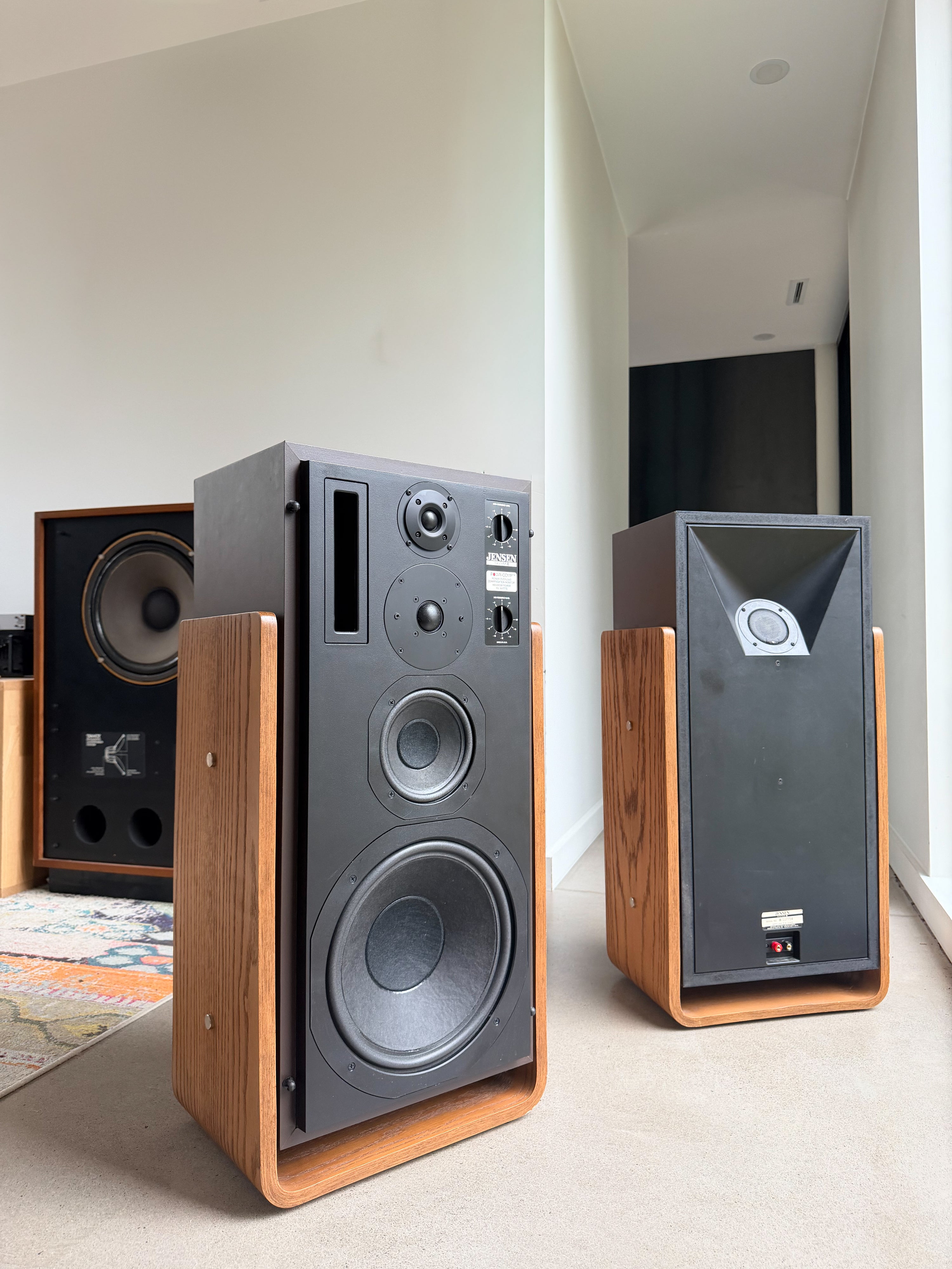 Jensen System B_Floorstanding speakers 
