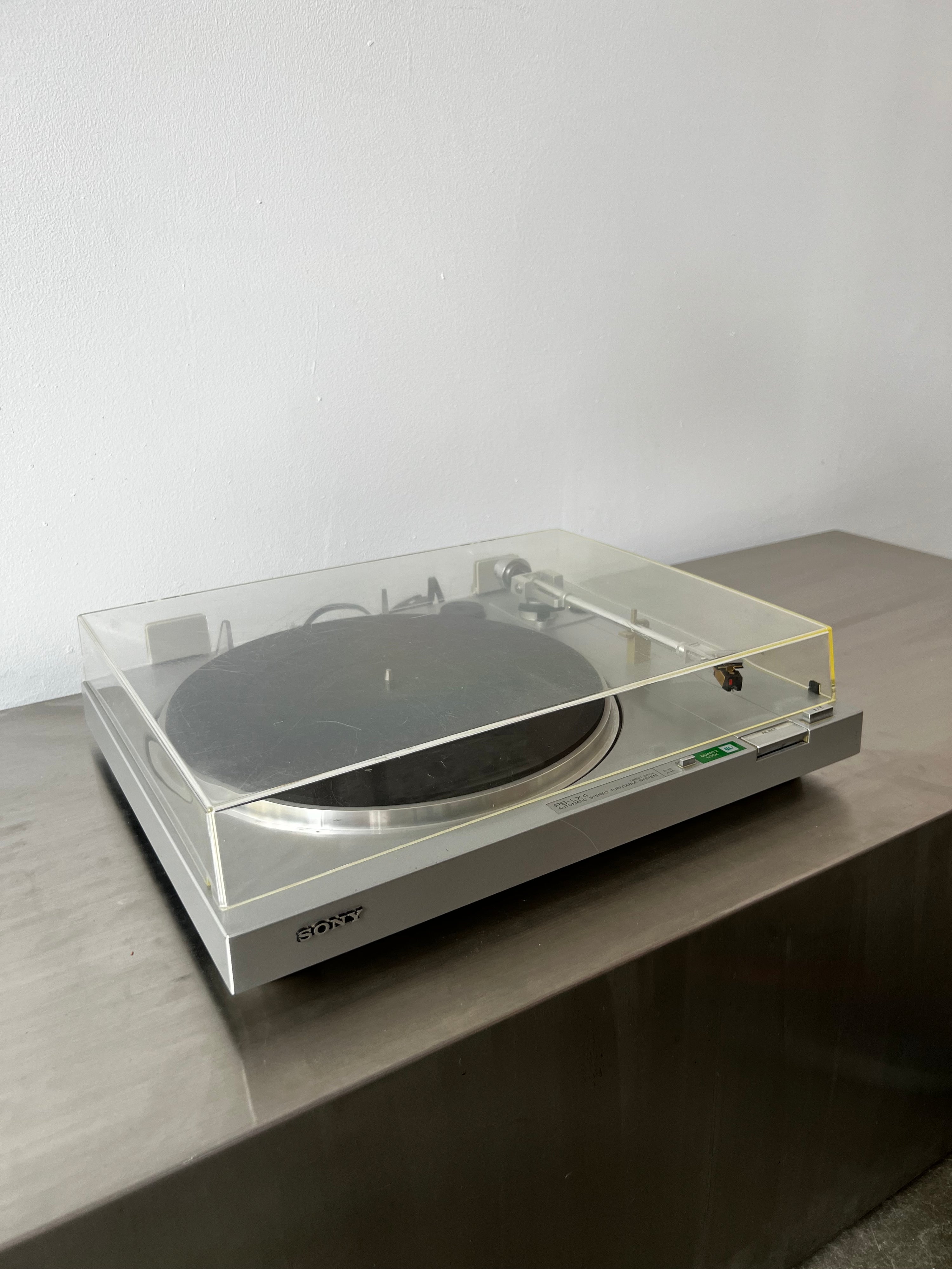 Sony PS-LX4 _table tournante a entraînement direct