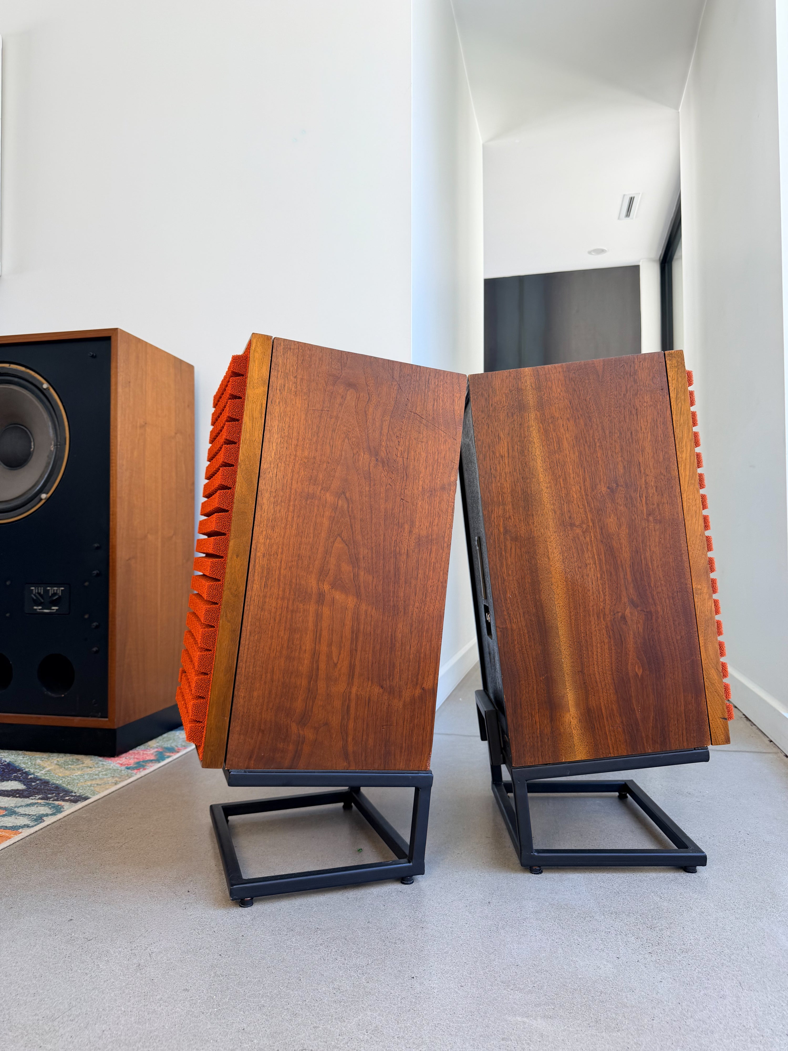 JBL L88+ _Floorstanding speakers