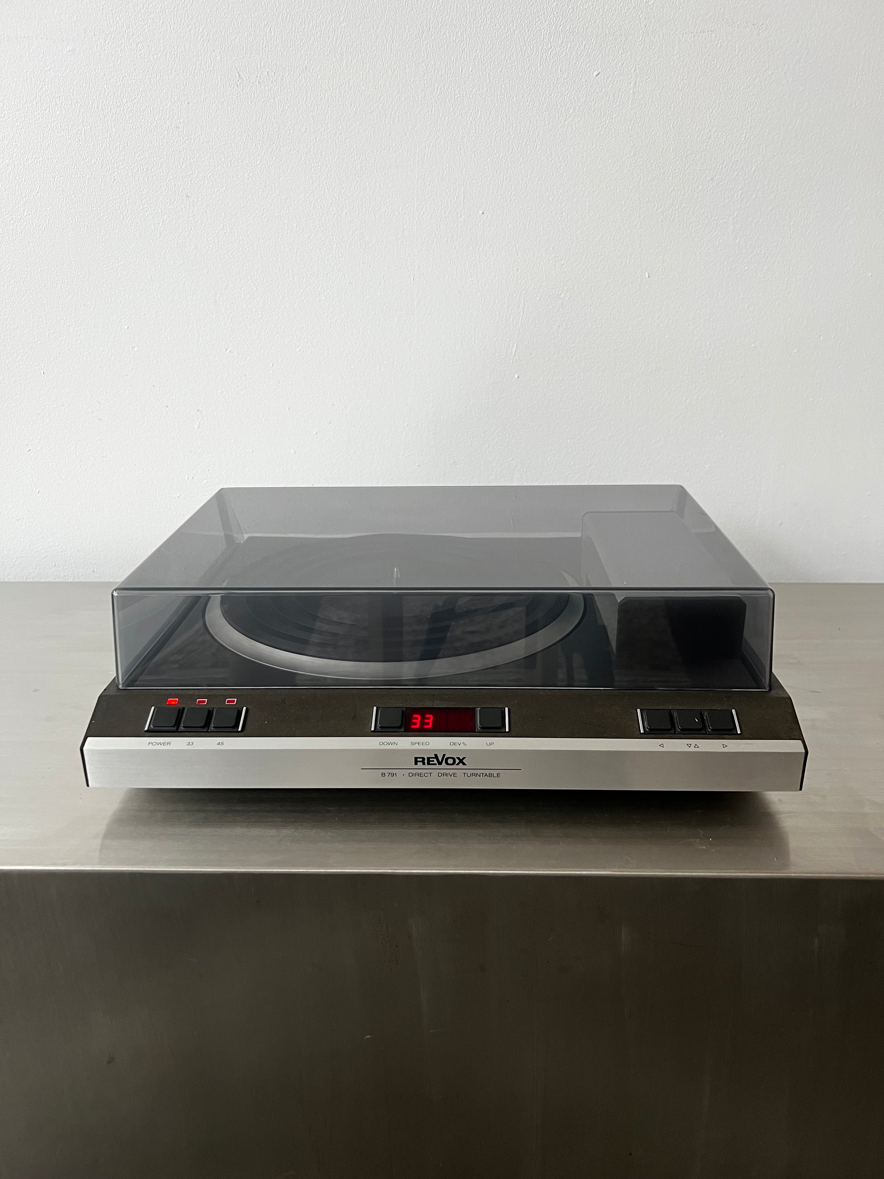 Revox B791 _Table tournante à entraînement direct