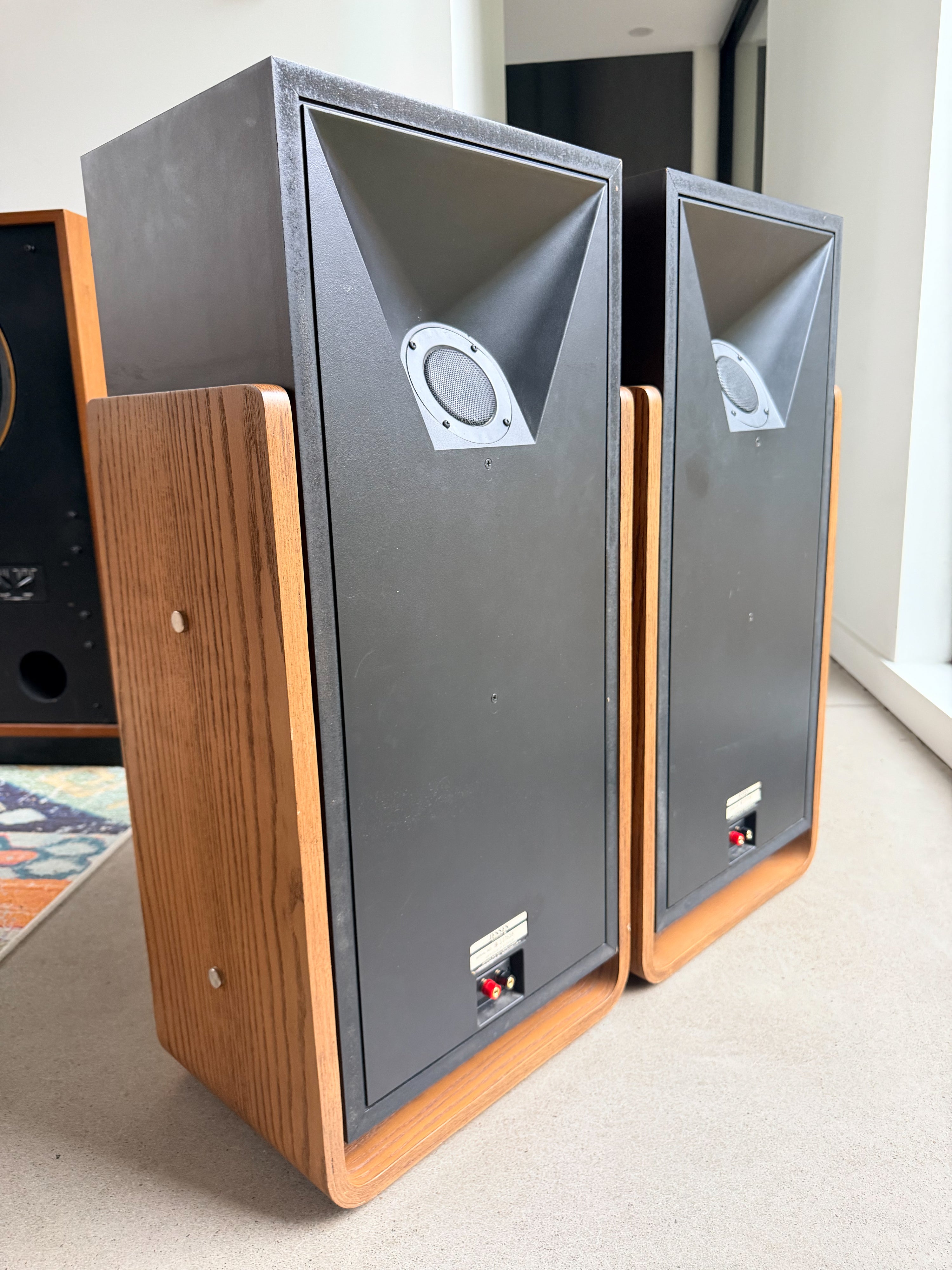 Jensen System B_Floorstanding speakers 
